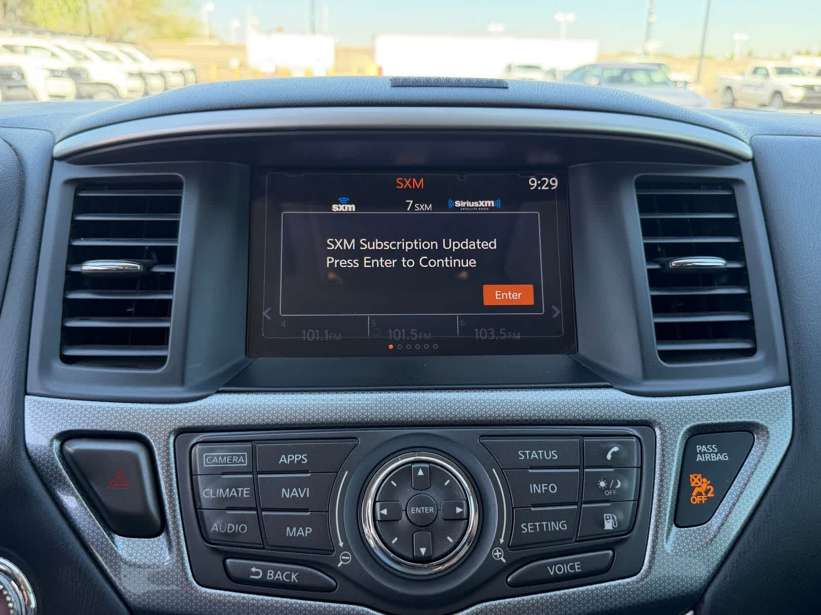 Thumbnail: 2019 Nissan Pathfinder - 30