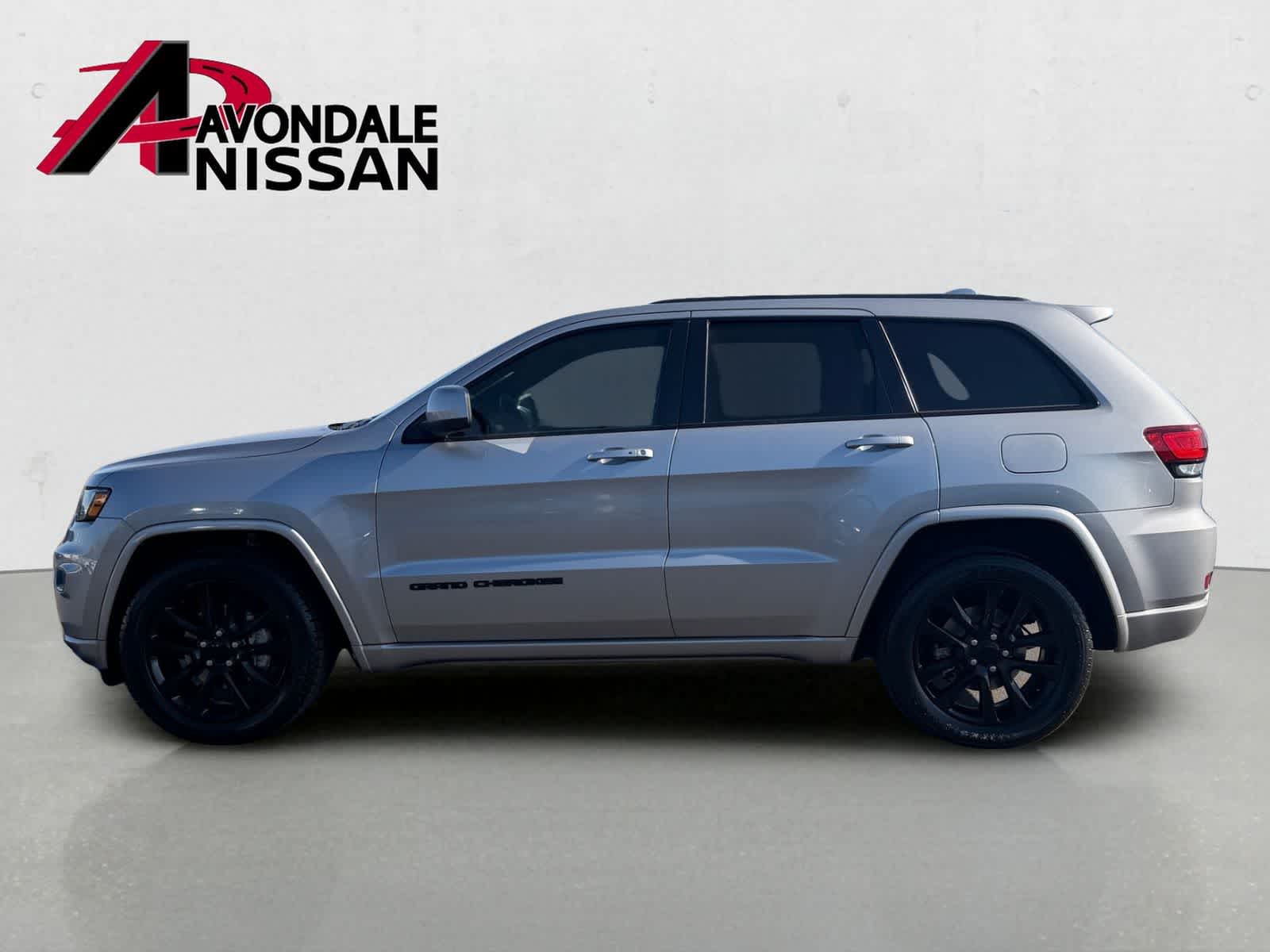 Thumbnail: 2019 Jeep Grand Cherokee - 3