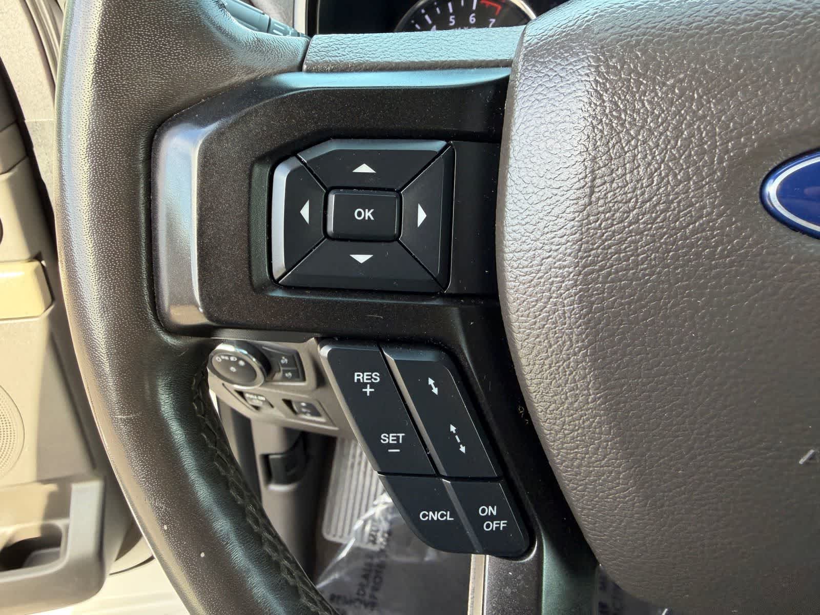 Thumbnail: 2019 Ford Expedition - 16