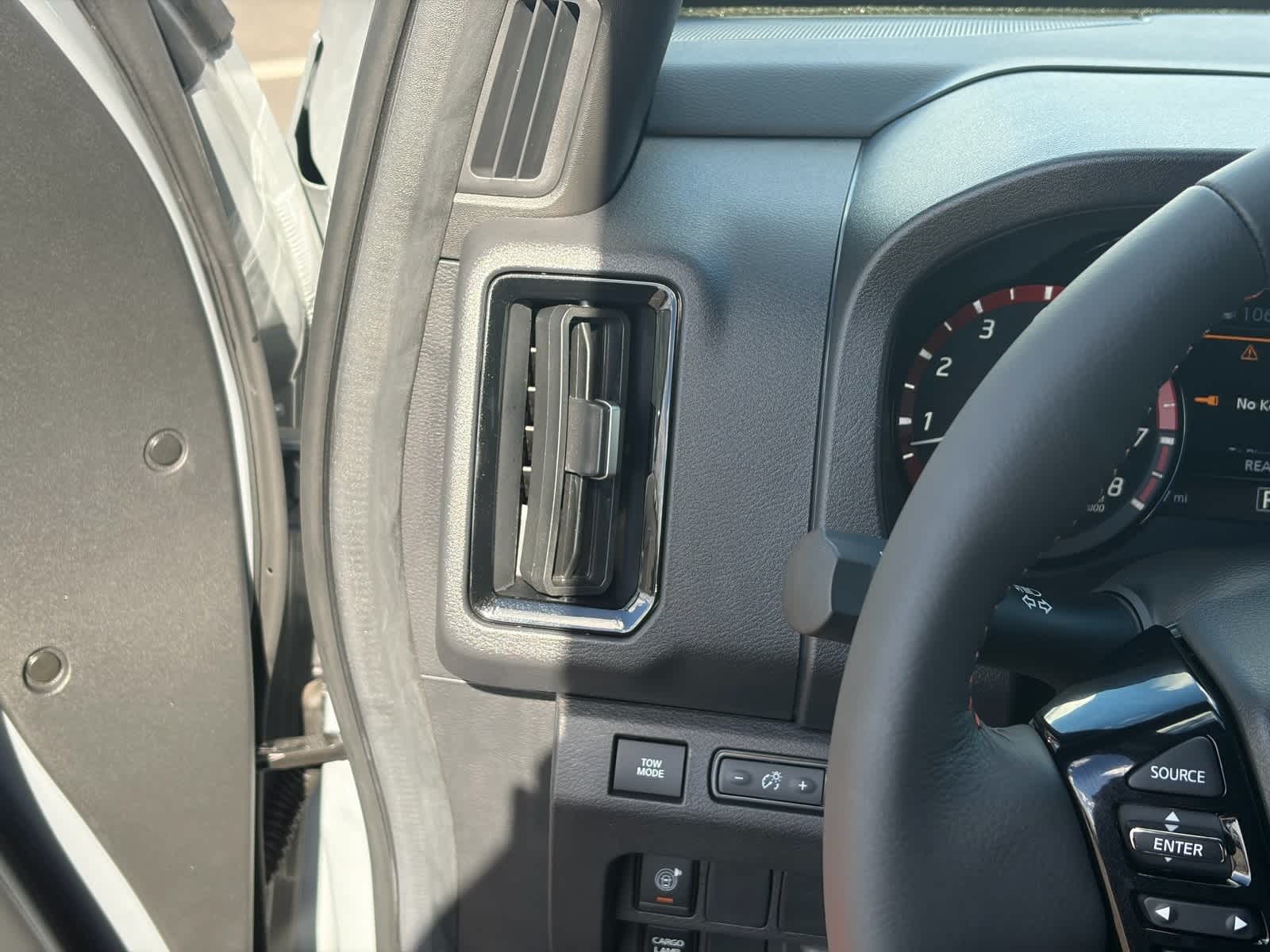 Thumbnail: 2026 Nissan Frontier - 17