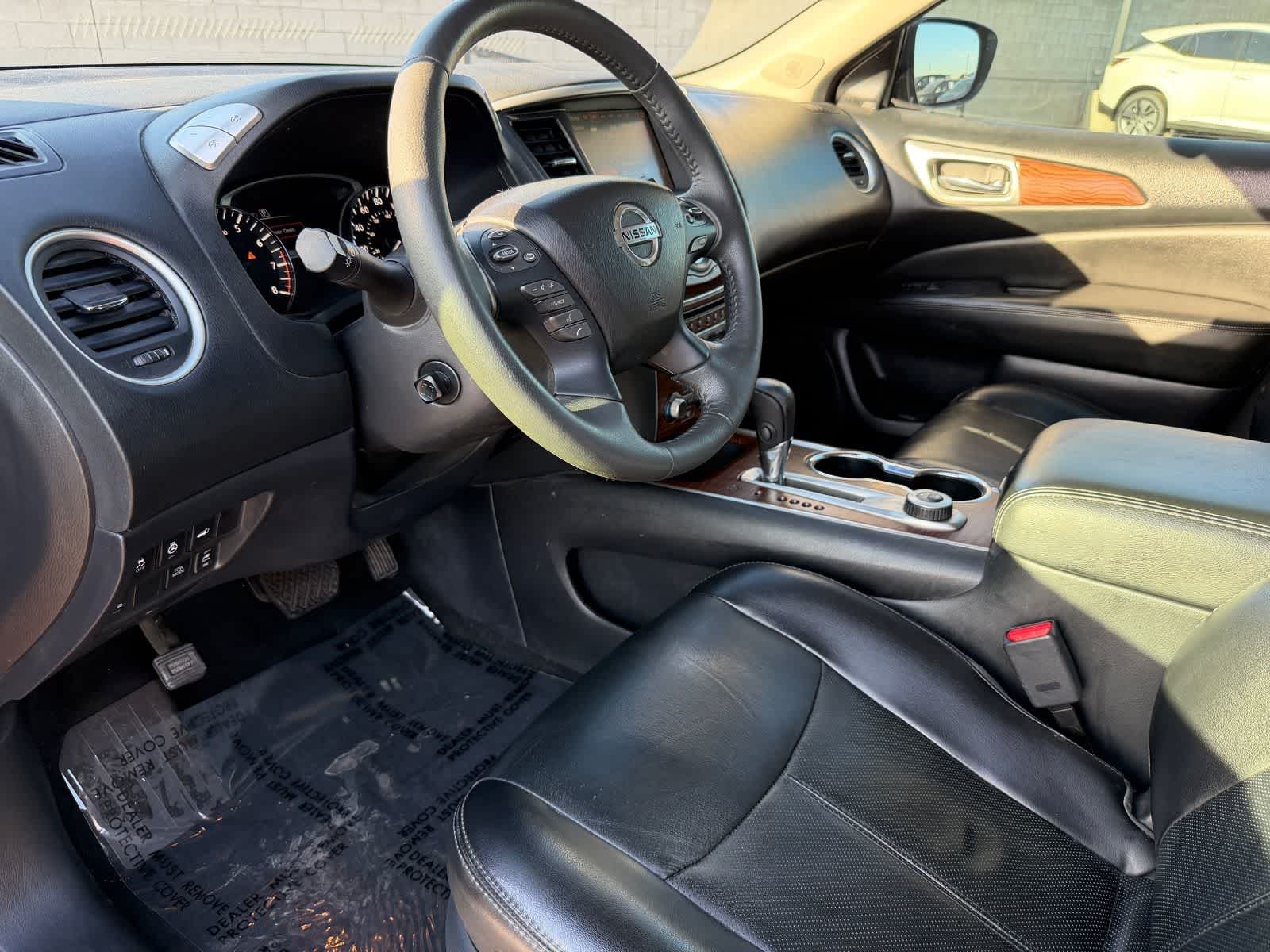 Thumbnail: 2018 Nissan Pathfinder - 2