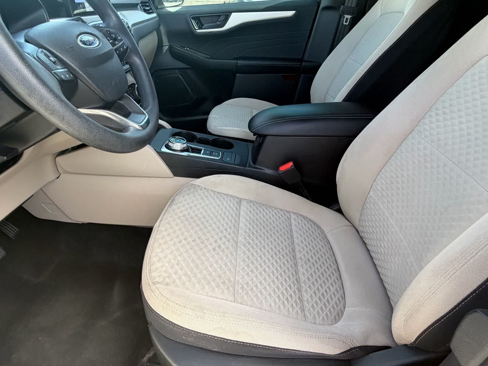 Thumbnail: 2022 Ford Escape - 15