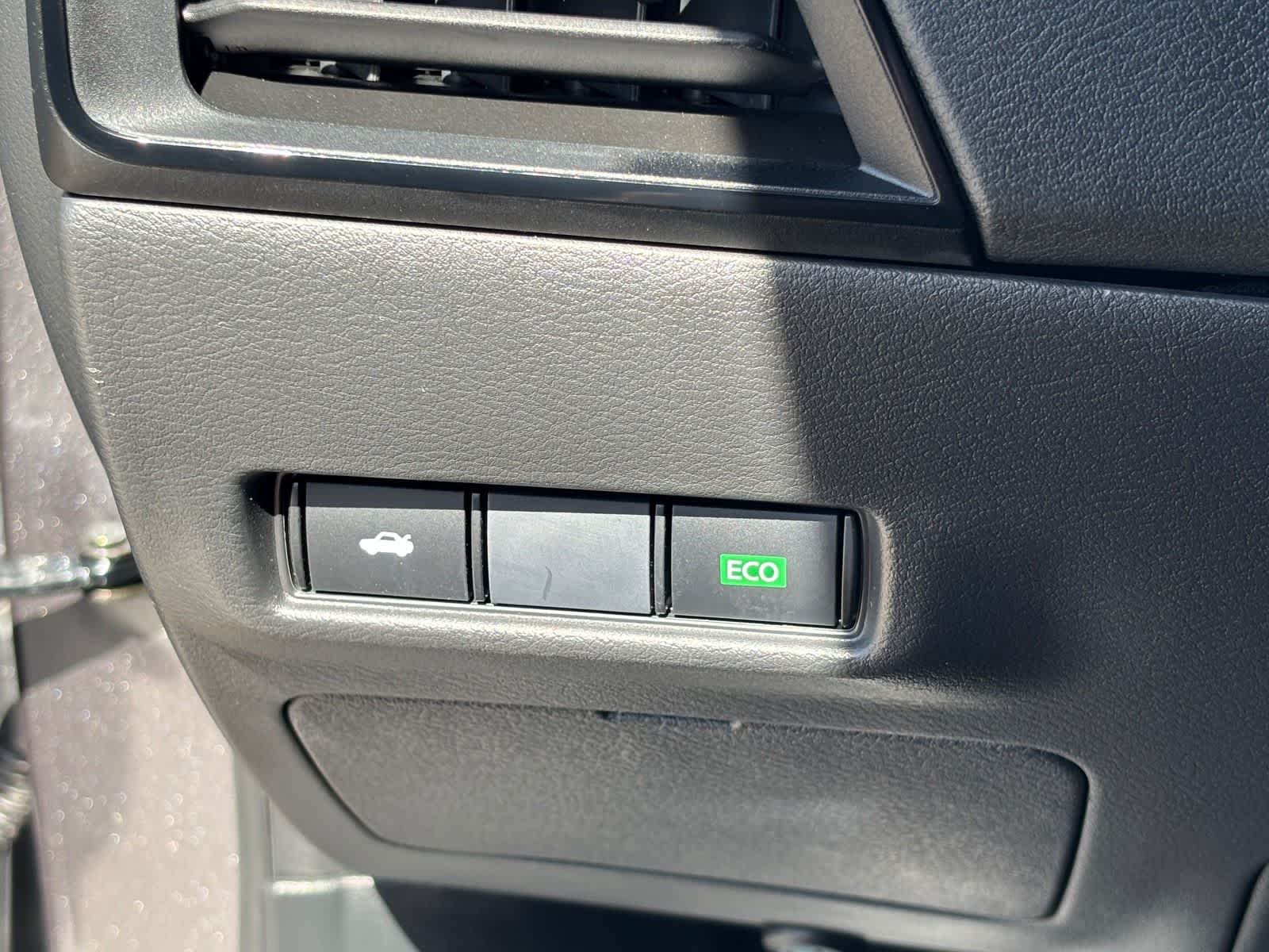 Thumbnail: 2026 Nissan Sentra - 25