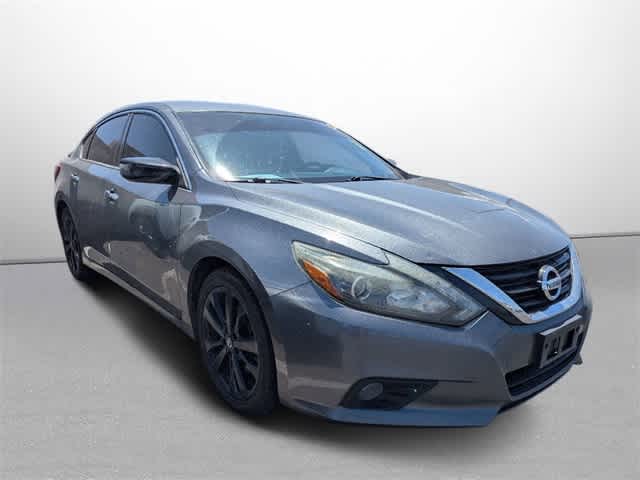 Thumbnail: 2017 Nissan Altima - 3