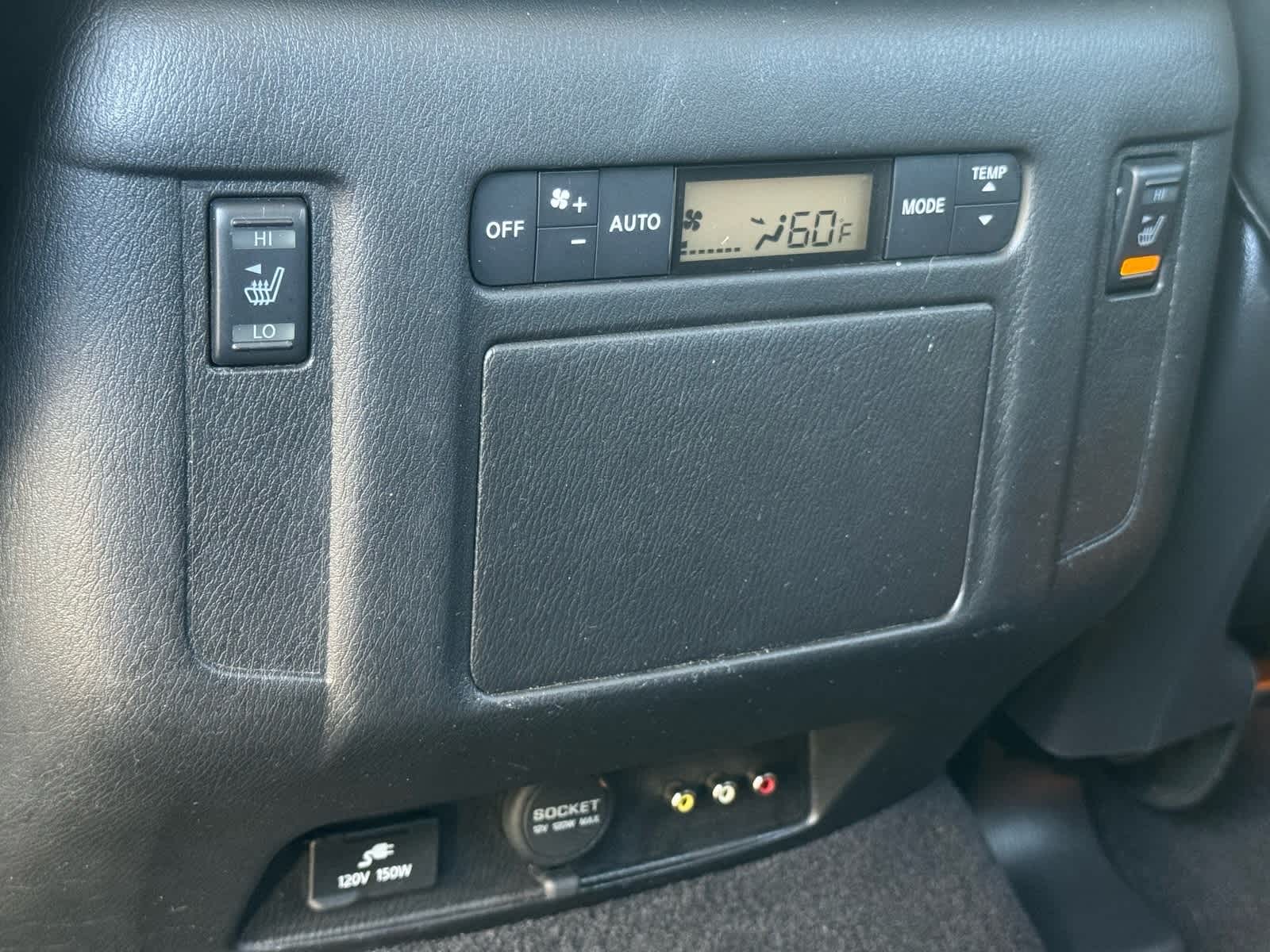 Thumbnail: 2015 INFINITI QX80 - 18