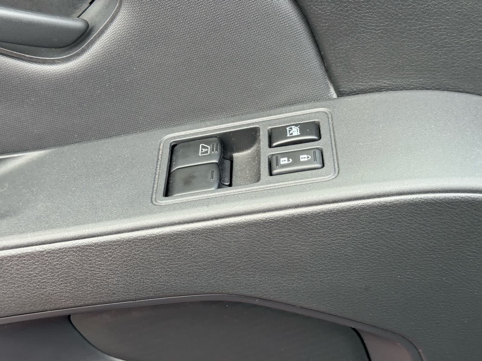 Thumbnail: 2022 Nissan Frontier - 18