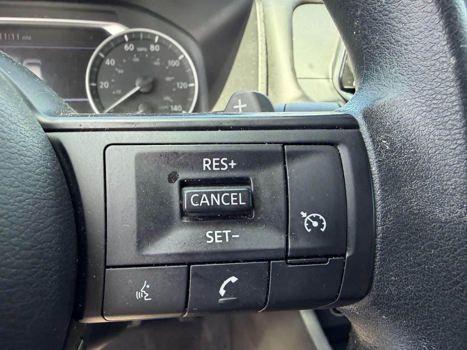 Thumbnail: 2023 Nissan Rogue - 10