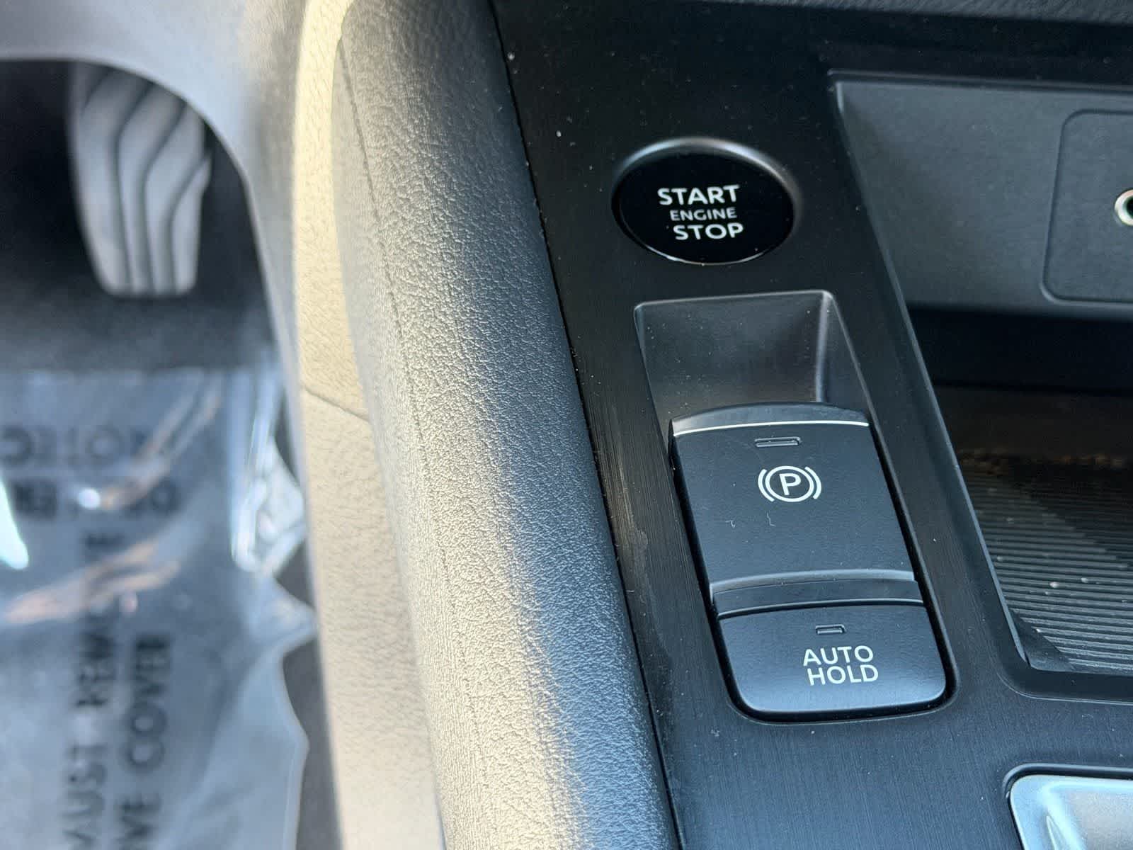 Thumbnail: 2025 Nissan Kicks - 26