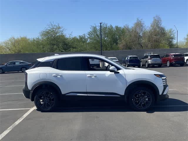Thumbnail: 2025 Nissan Kicks - 7