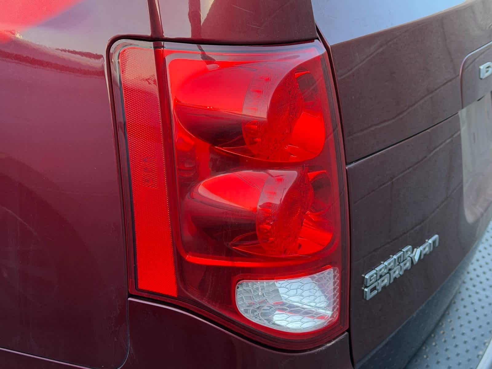 Thumbnail: 2018 Dodge Grand Caravan - 18