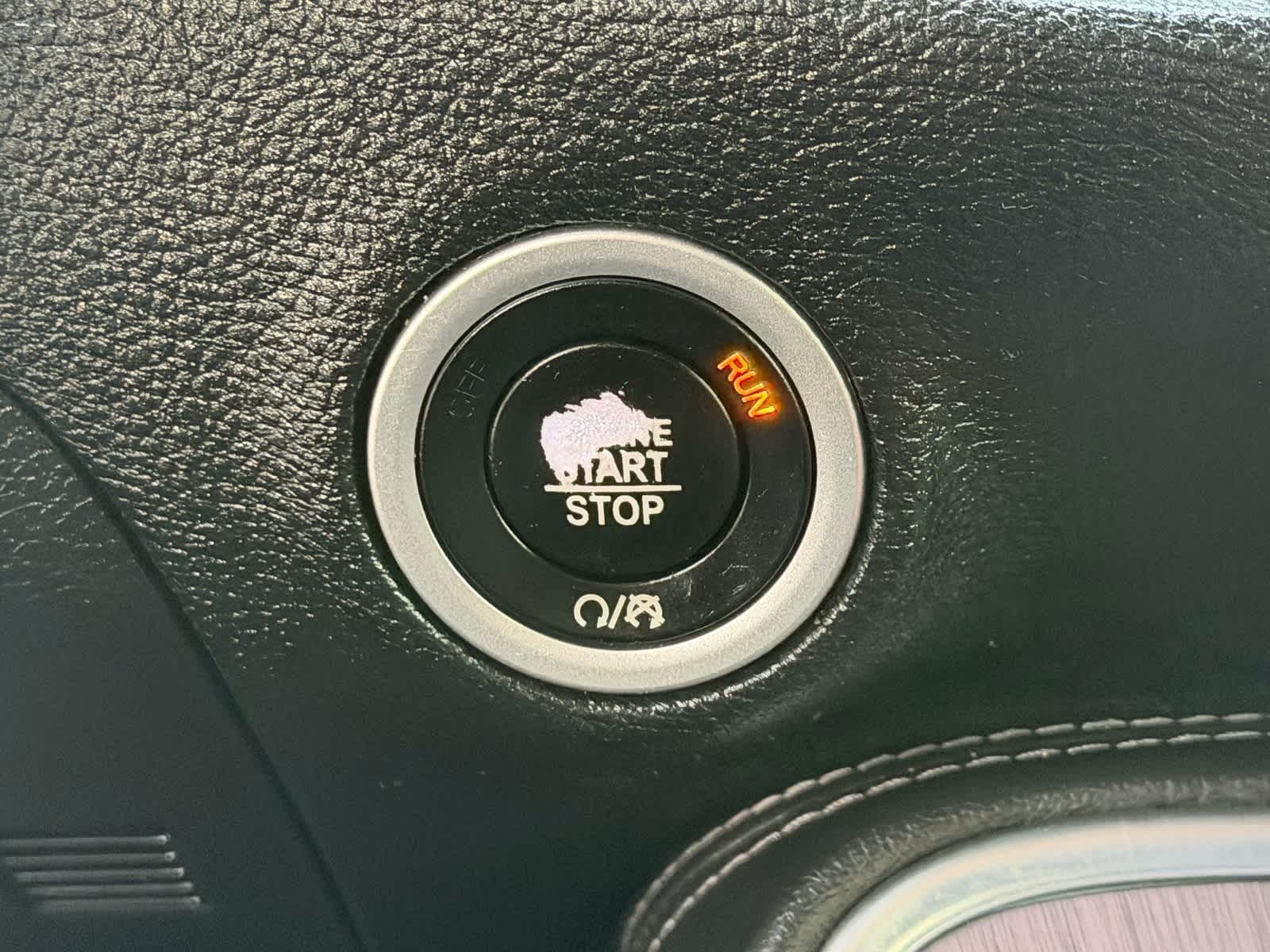 Thumbnail: 2017 Dodge Challenger - 28