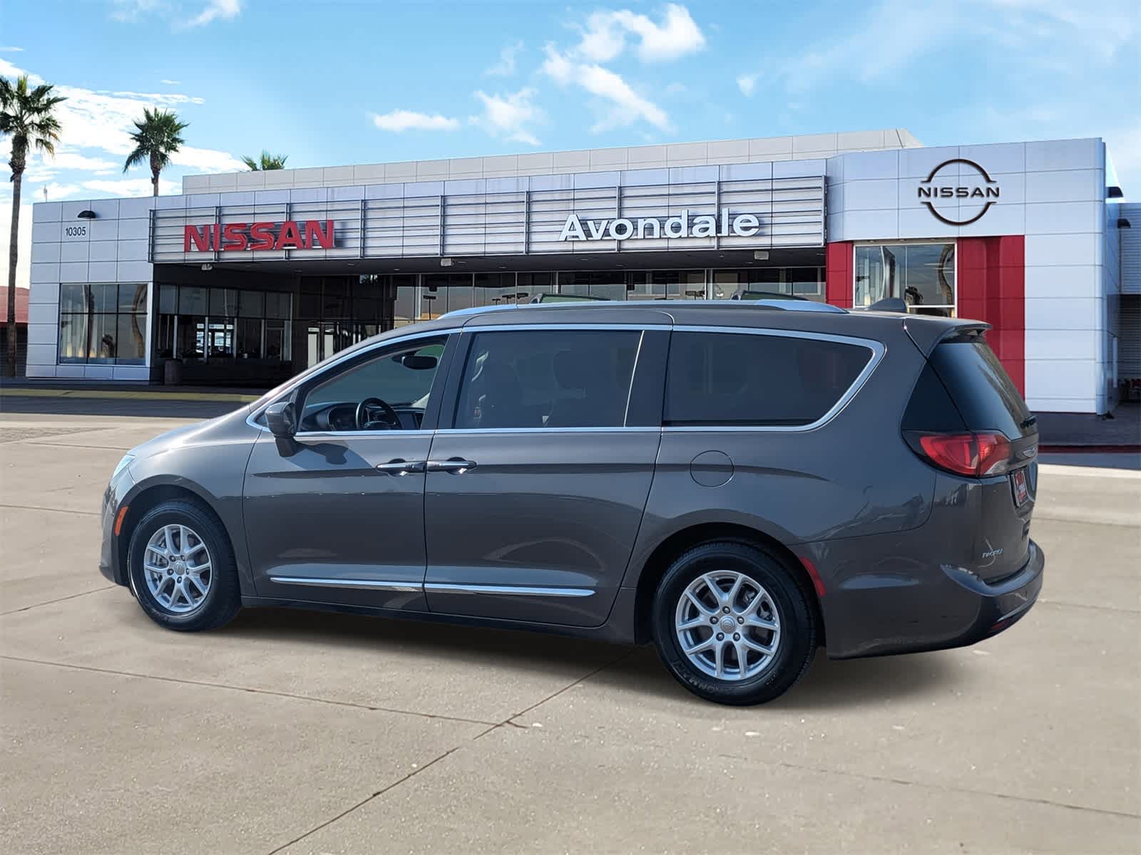 Thumbnail: 2020 Chrysler Pacifica - 4
