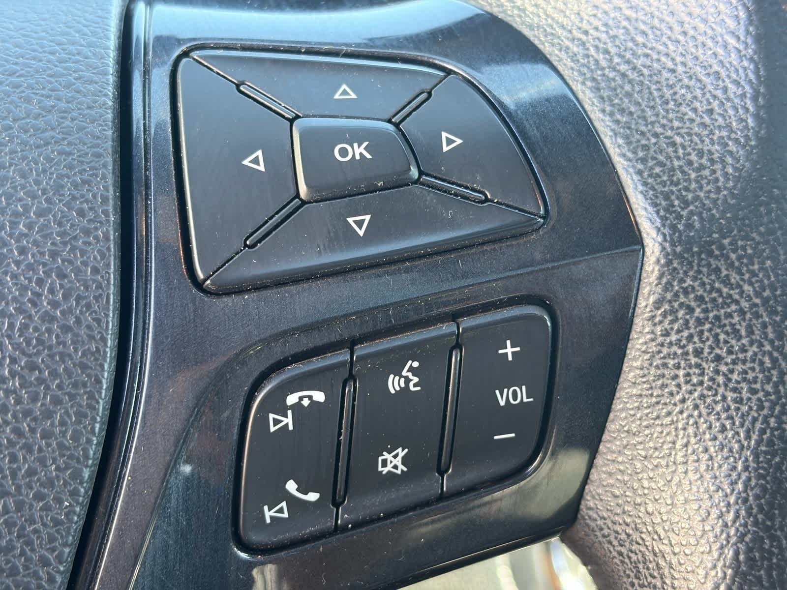 Thumbnail: 2019 Ford Explorer - 15