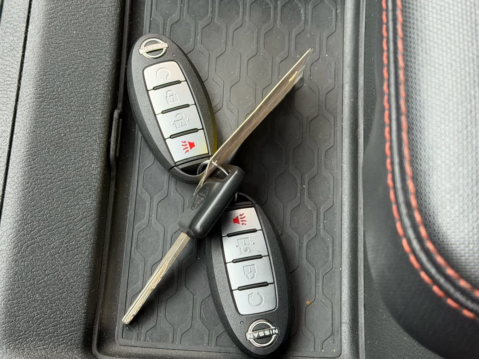 Thumbnail: 2023 Nissan Frontier - 32