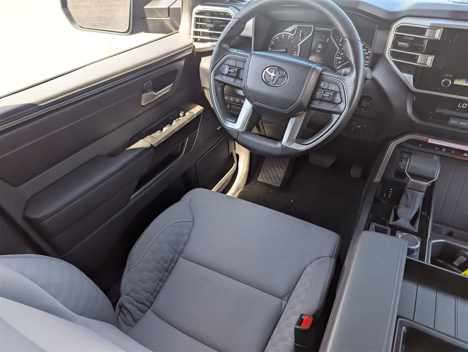 Thumbnail: 2025 Toyota Tundra - 16