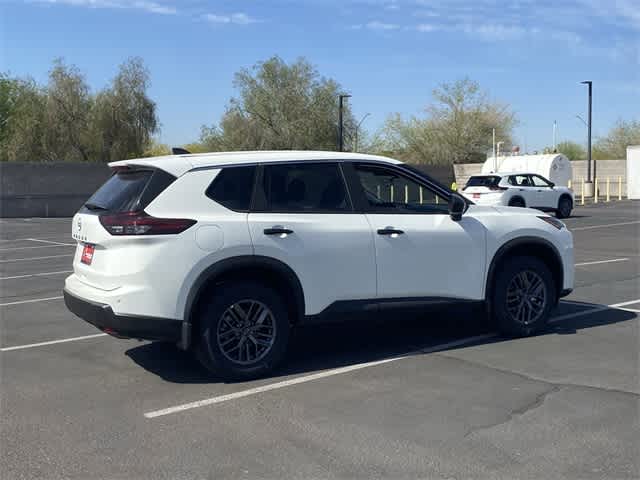 2025 Nissan Rogue S 6