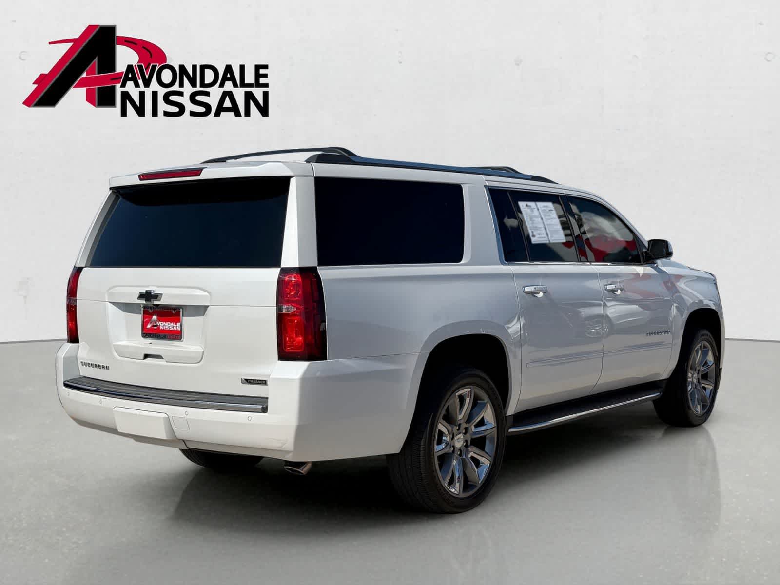Thumbnail: 2017 Chevrolet Suburban - 6