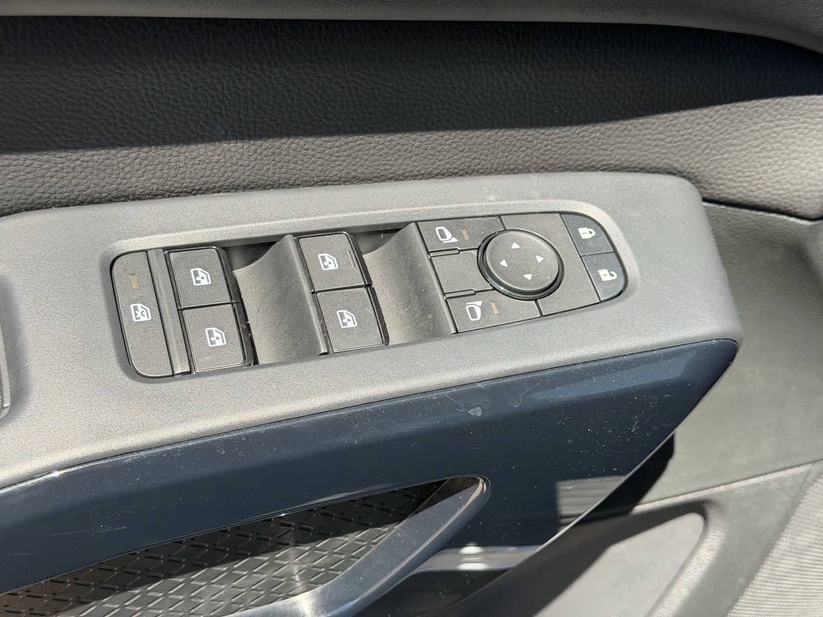 Thumbnail: 2026 Nissan Pathfinder - 13