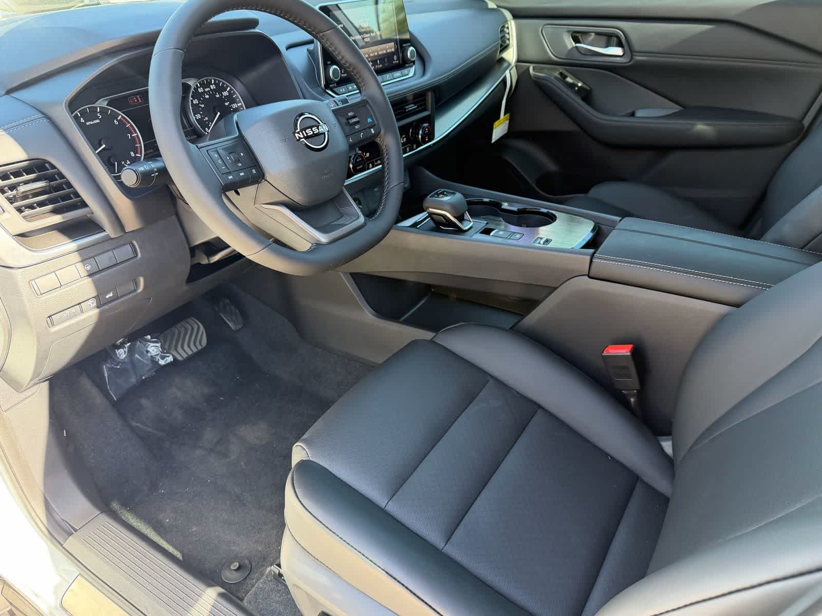 Thumbnail: 2026 Nissan Rogue - 17