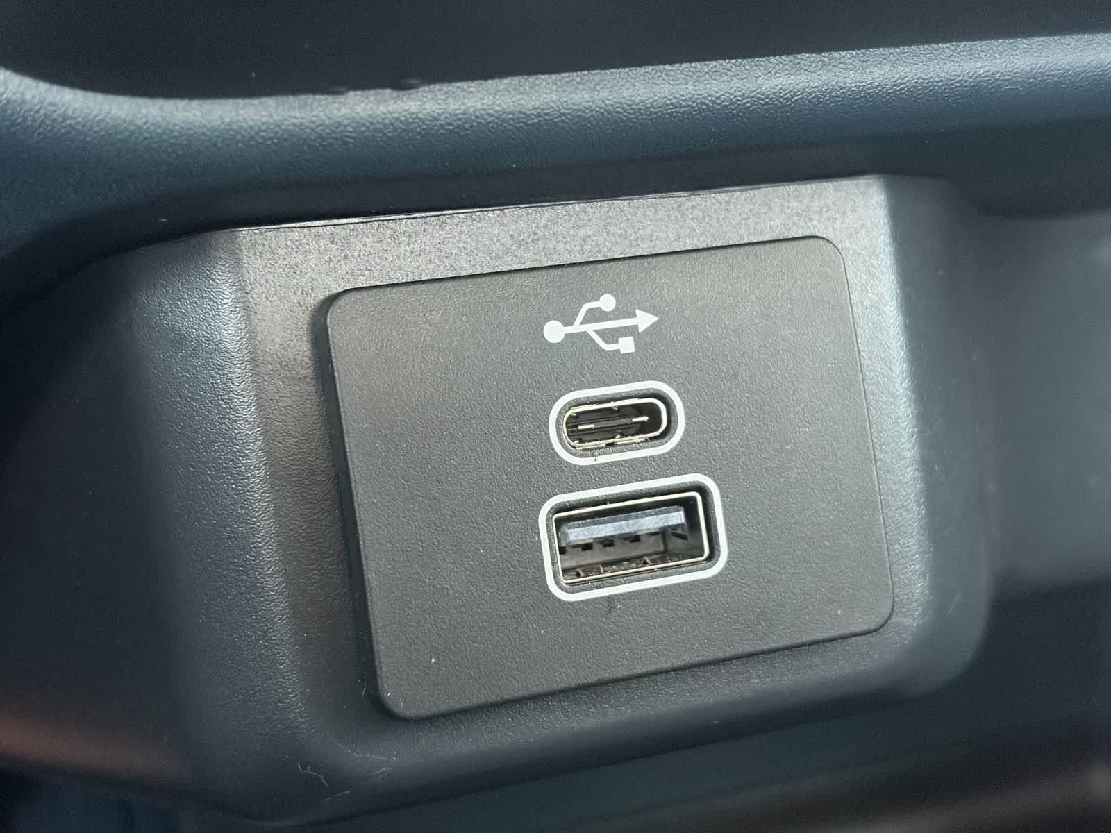 Thumbnail: 2025 Ford Maverick - 23