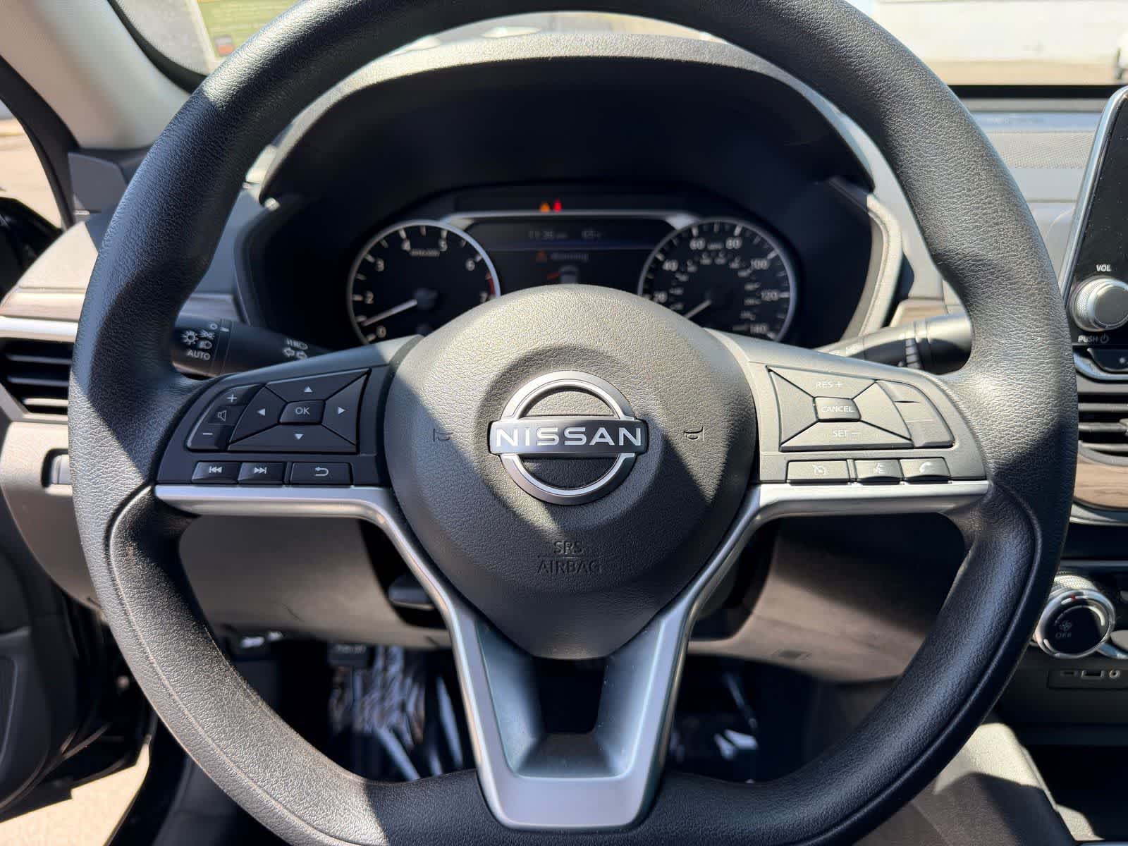 Thumbnail: 2025 Nissan Altima - 15