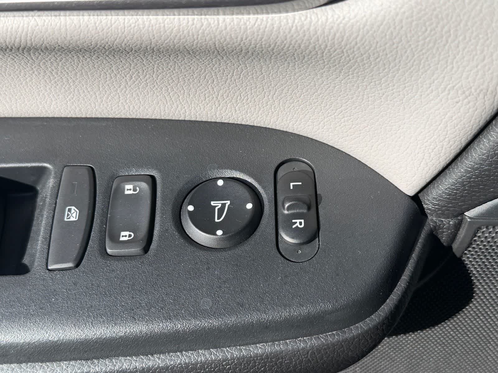 Thumbnail: 2018 Honda CR-V - 14