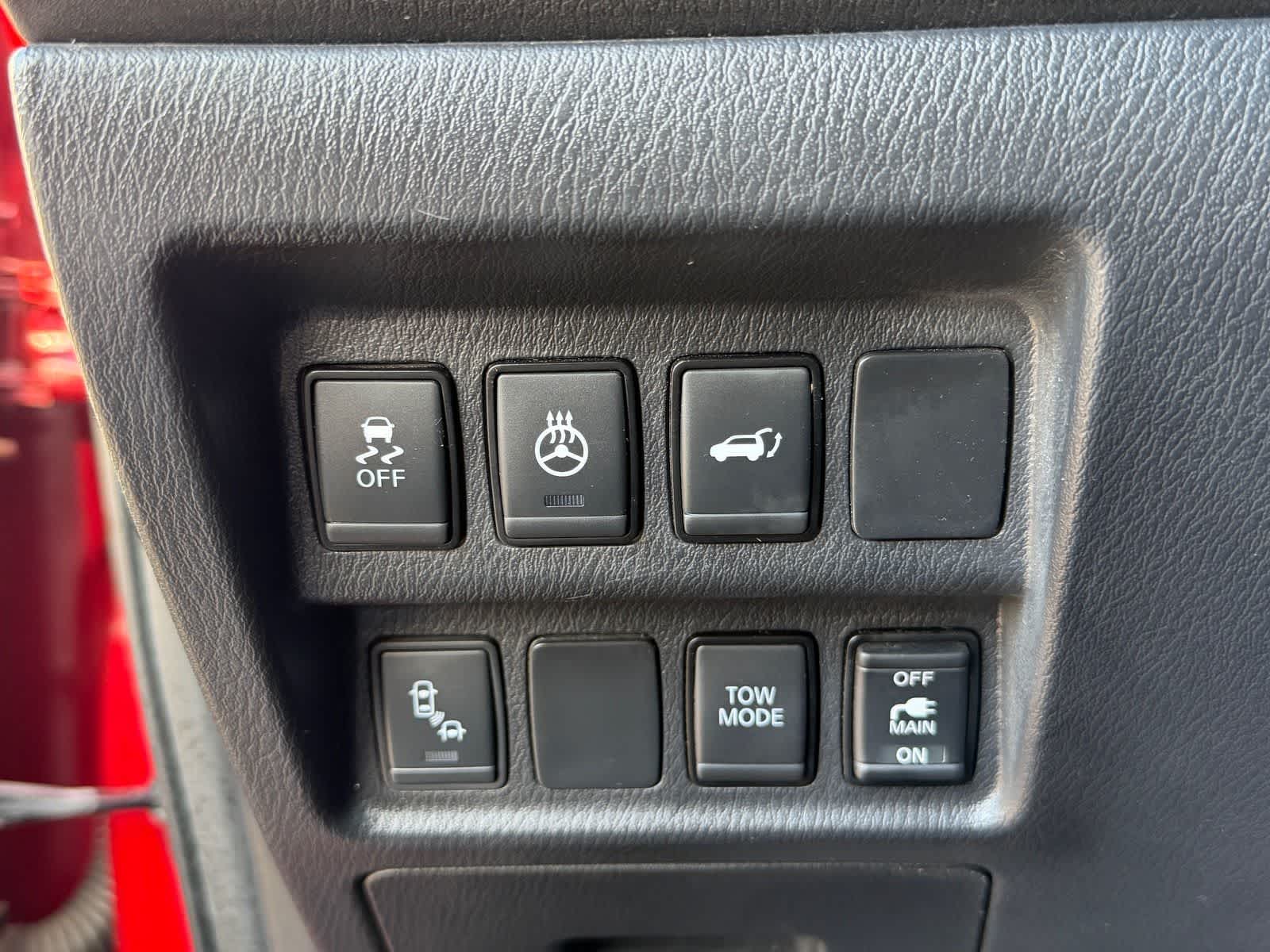 Thumbnail: 2018 Nissan Pathfinder - 19