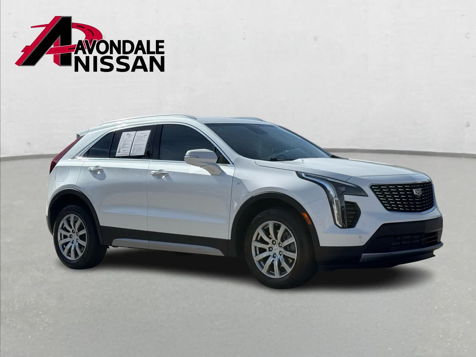 Thumbnail: 2022 Cadillac XT4 - 9