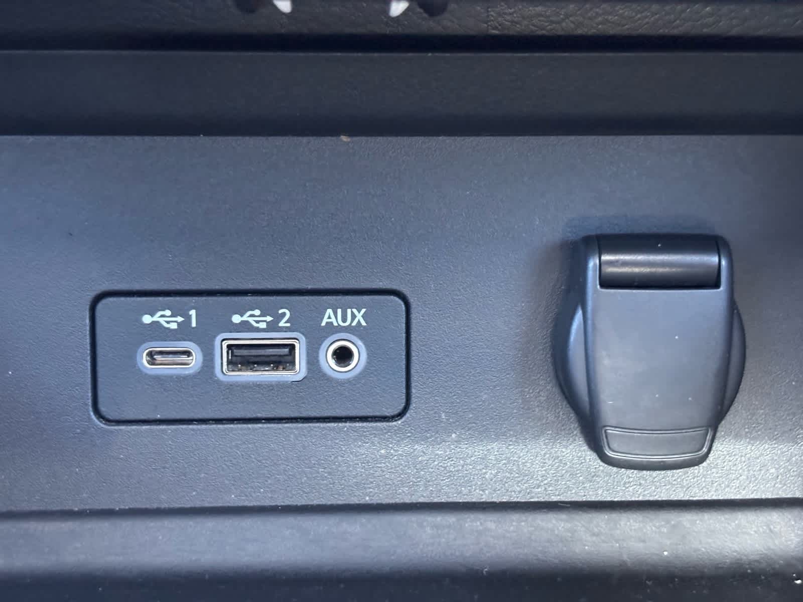 Thumbnail: 2021 Nissan Sentra - 28