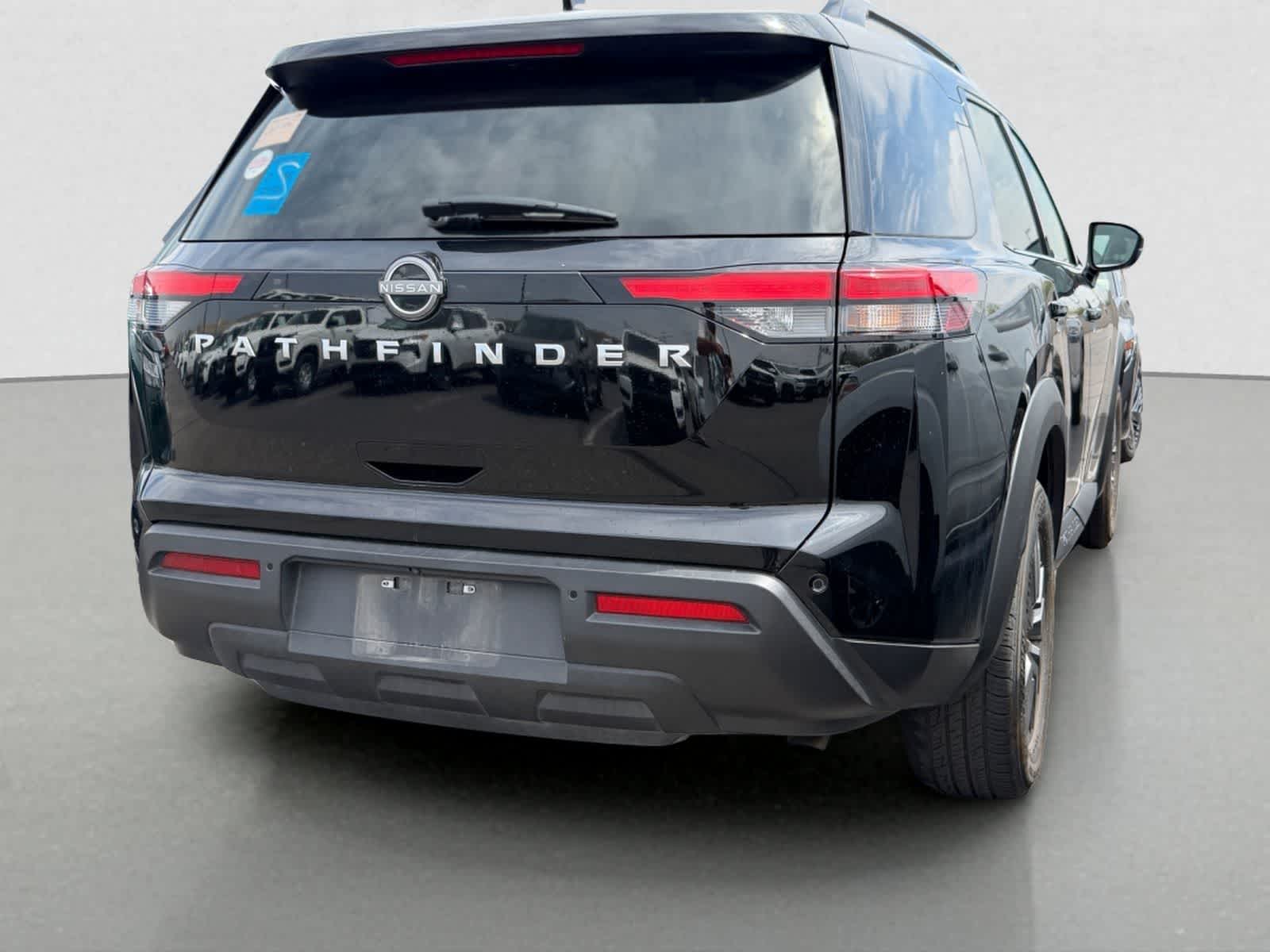 Thumbnail: 2025 Nissan Pathfinder - 4