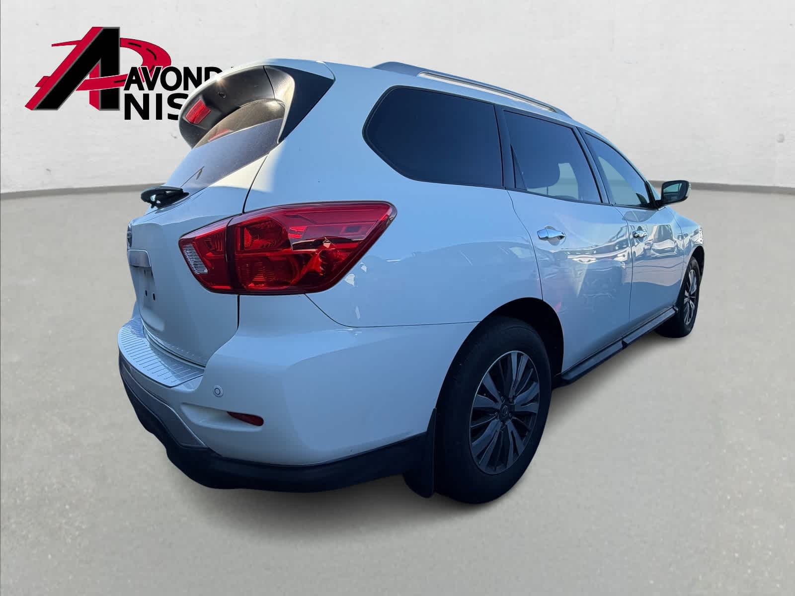 Thumbnail: 2020 Nissan Pathfinder - 3