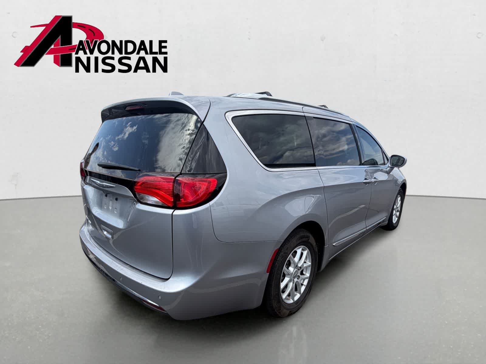 Thumbnail: 2020 Chrysler Pacifica - 4