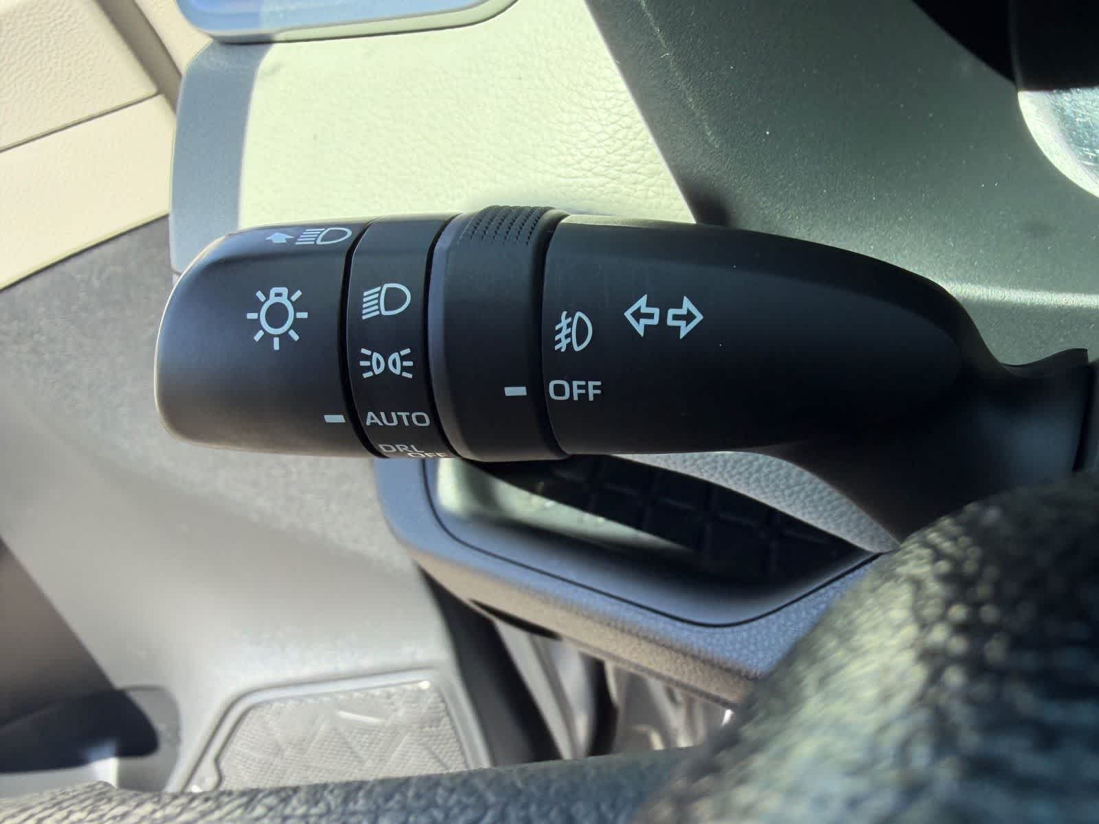 Thumbnail: 2019 Toyota RAV4 - 22