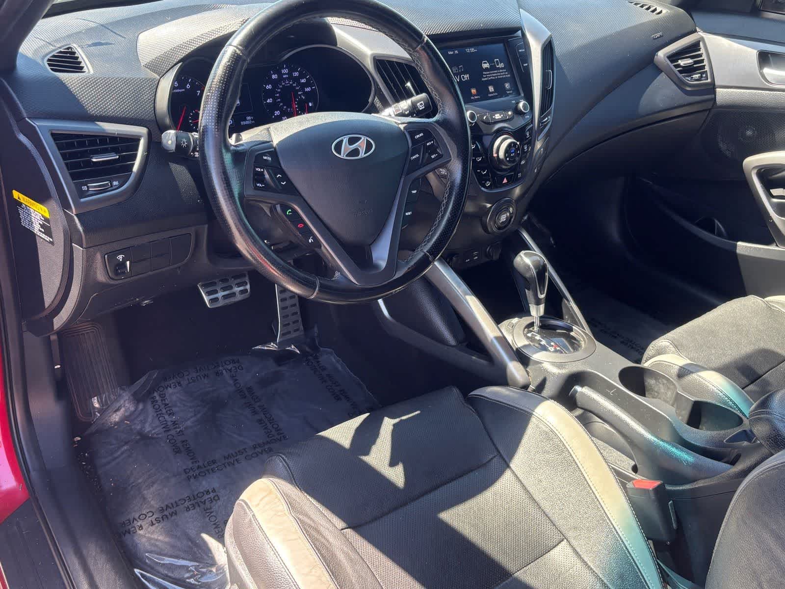 Thumbnail: 2017 Hyundai Veloster - 2