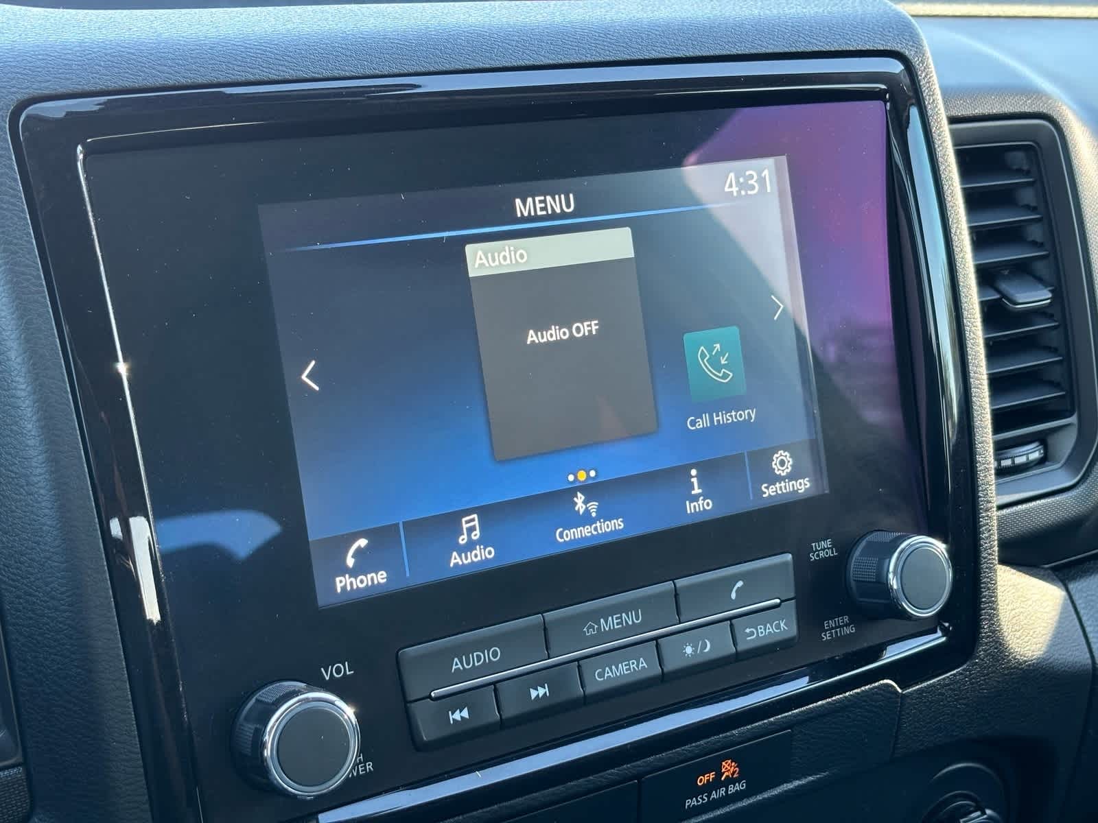 Thumbnail: 2022 Nissan Frontier - 24