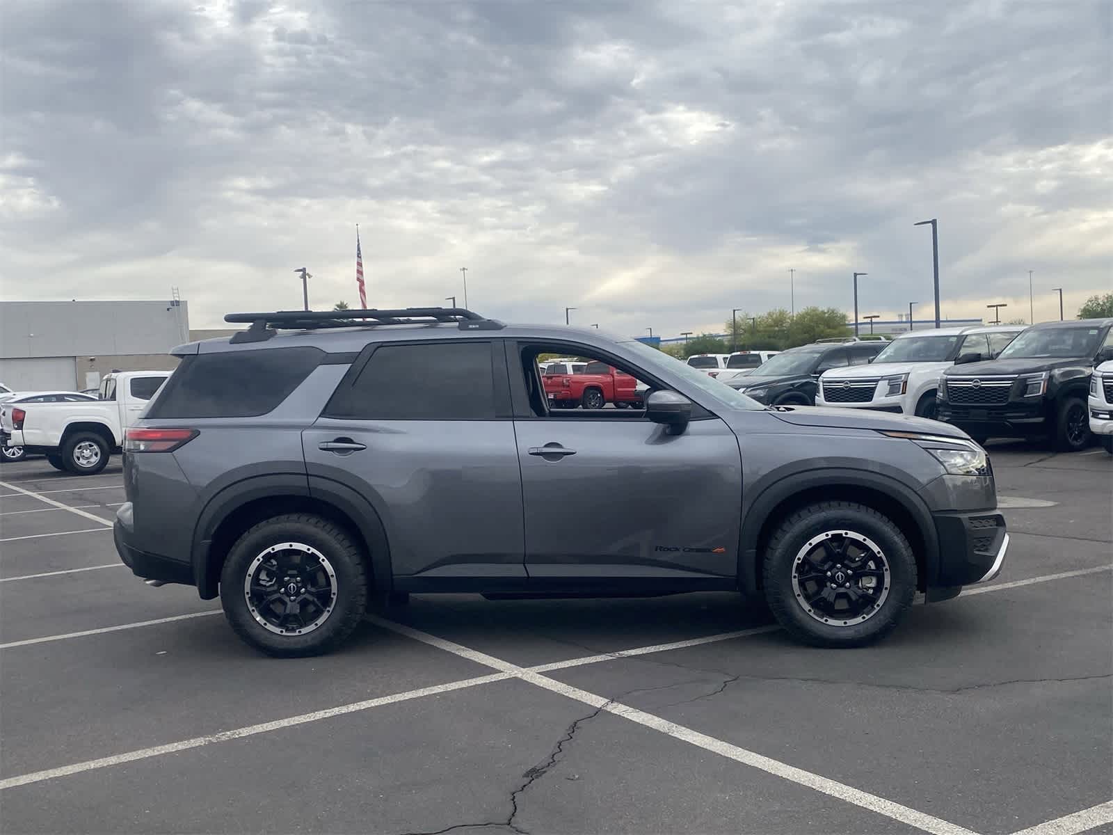 Thumbnail: 2025 Nissan Pathfinder - 7