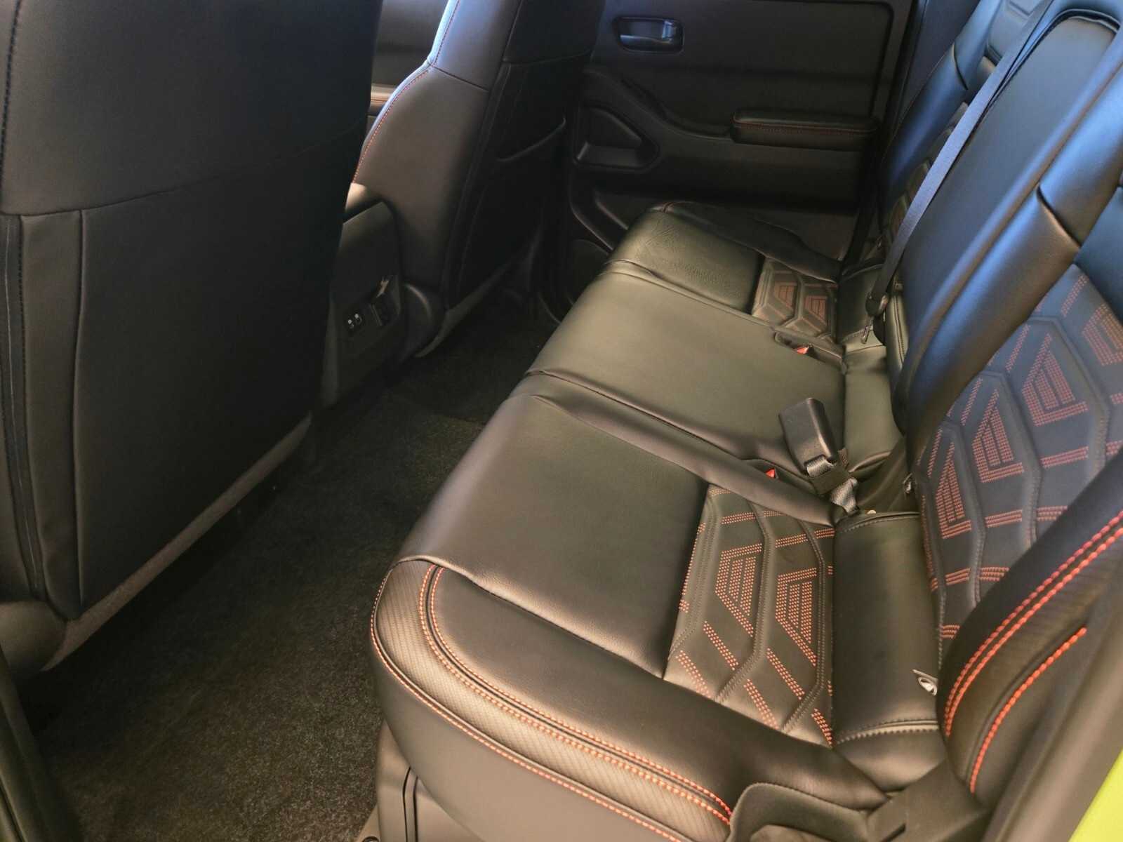 Thumbnail: 2026 Nissan Frontier - 16