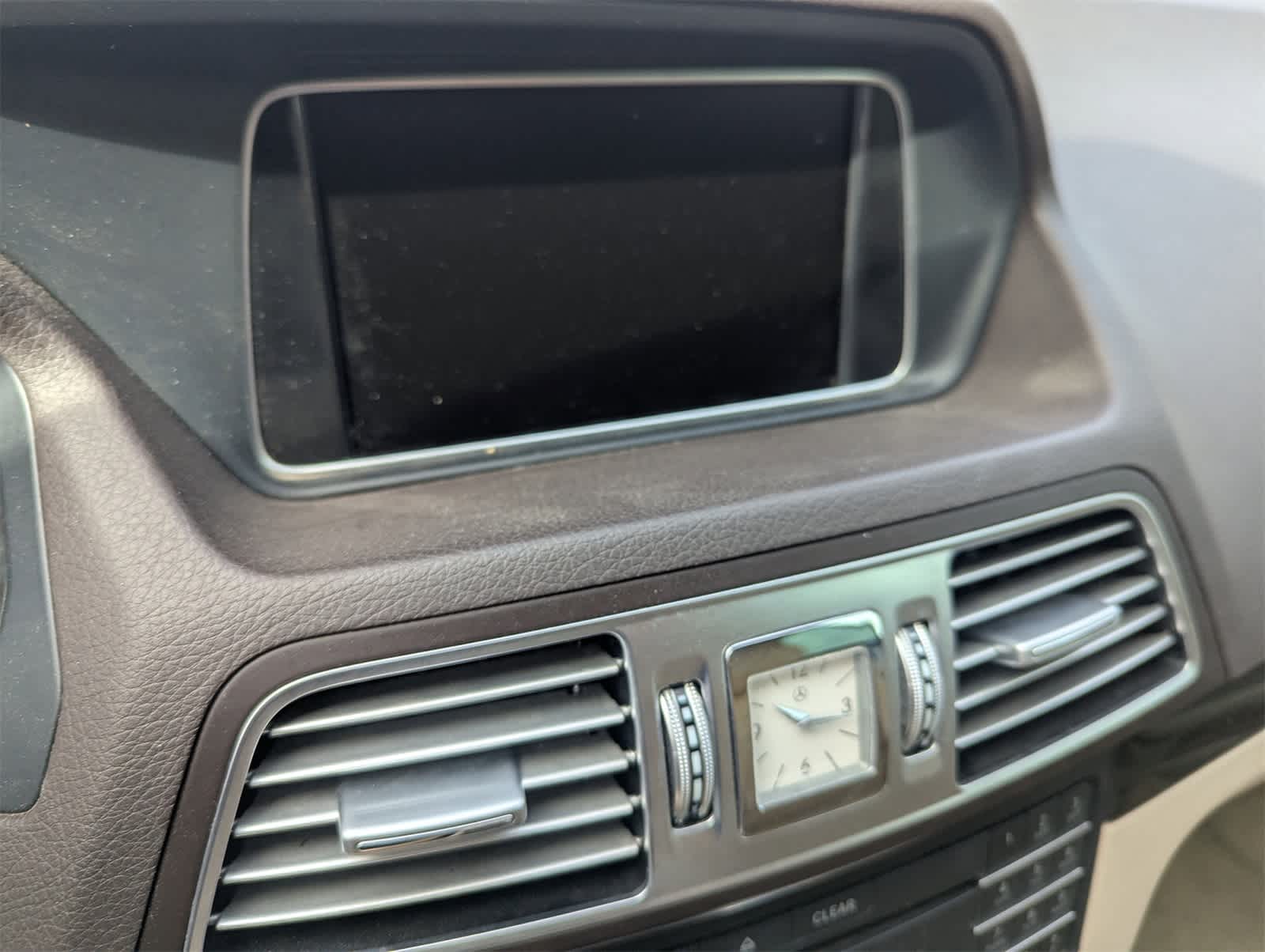 Thumbnail: 2016 Mercedes-Benz E-Class - 18