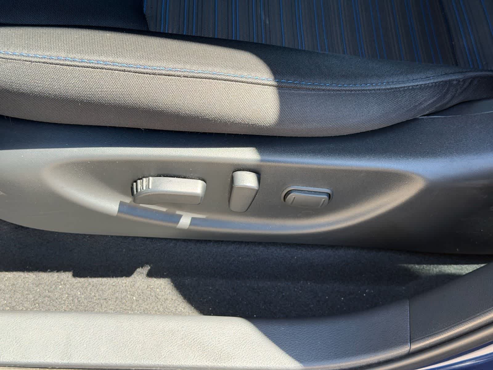 Thumbnail: 2019 Nissan Leaf - 15