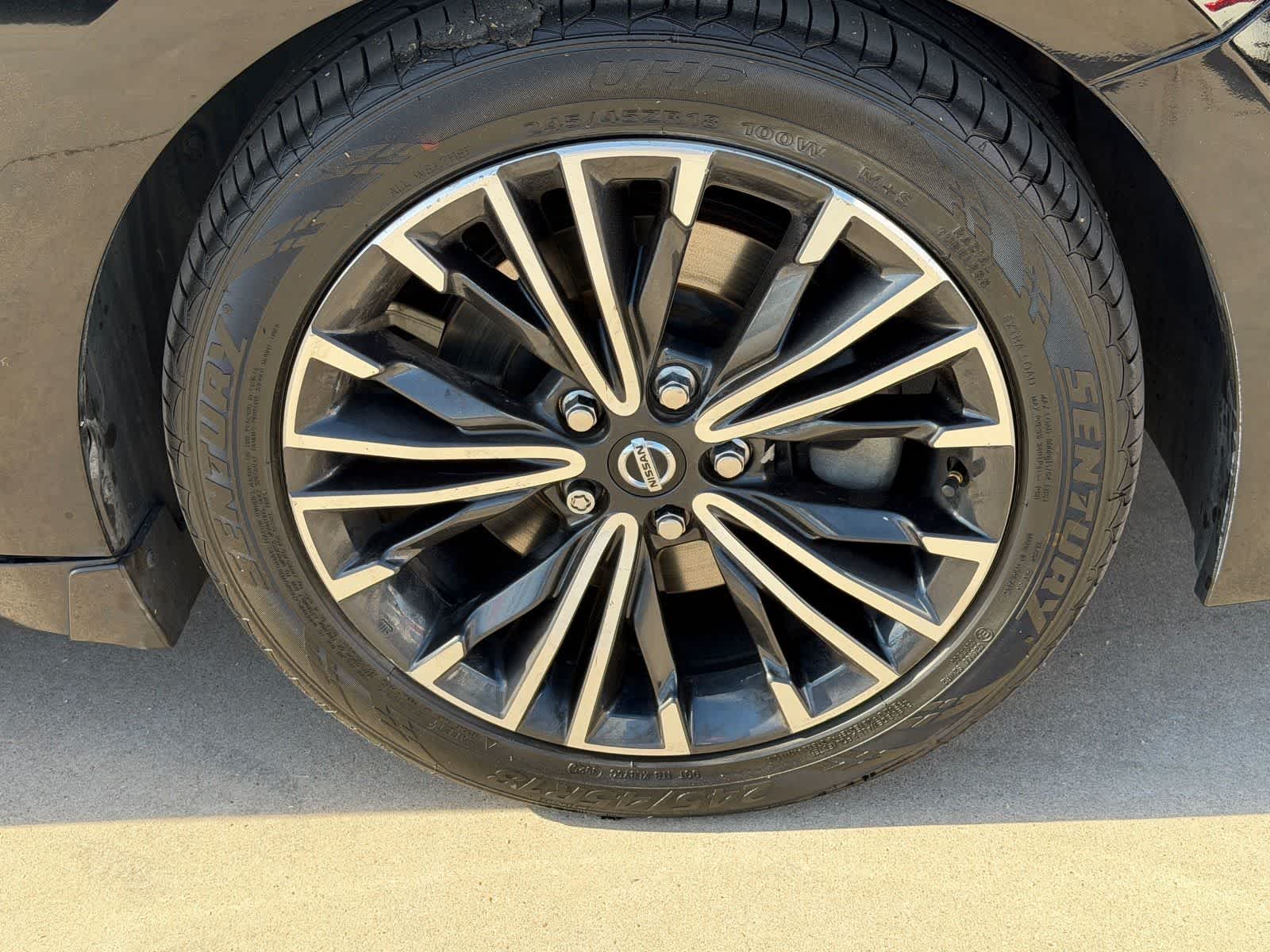 Thumbnail: 2020 Nissan Maxima - 9