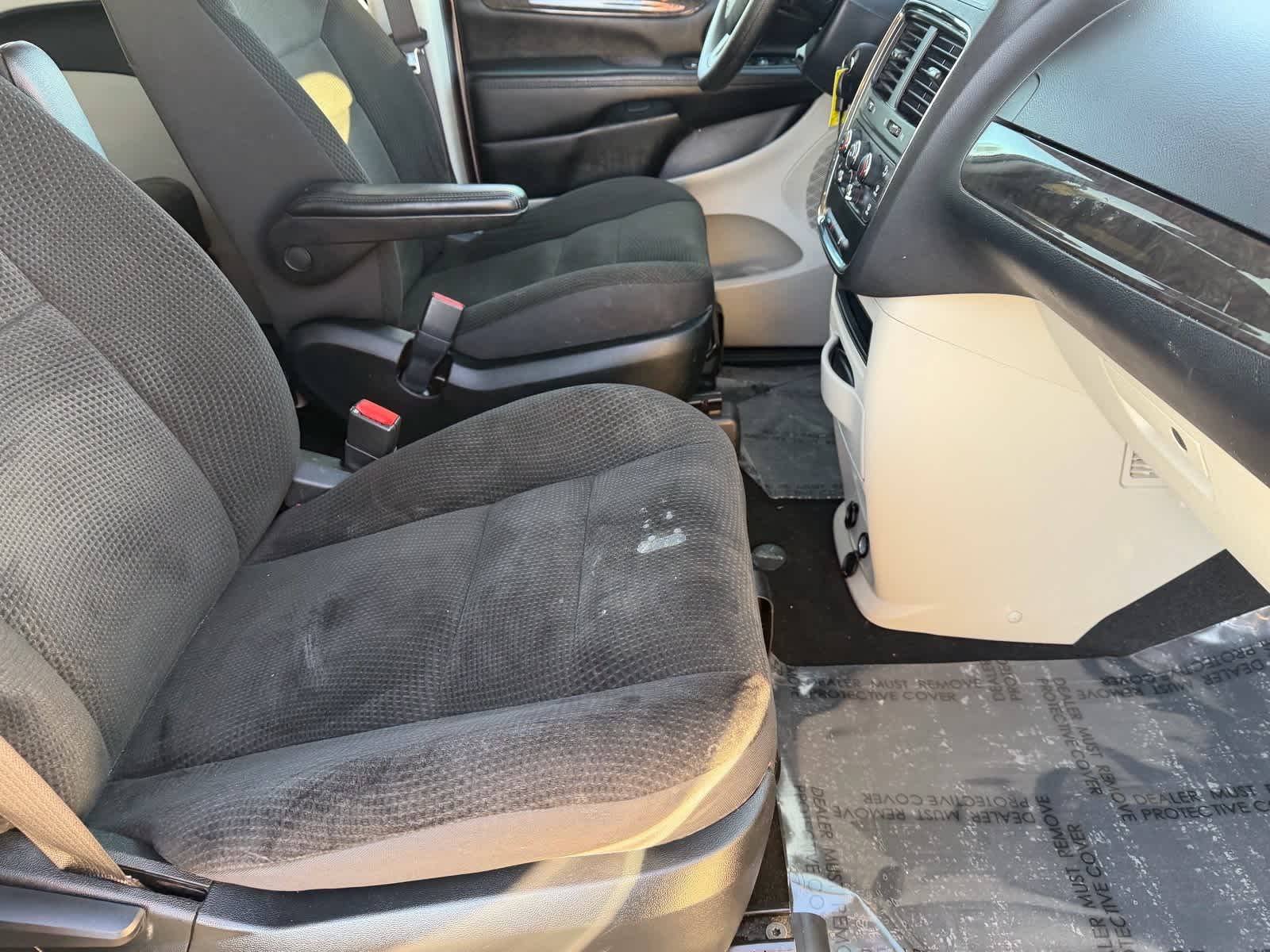 Thumbnail: 2018 Dodge Grand Caravan - 12