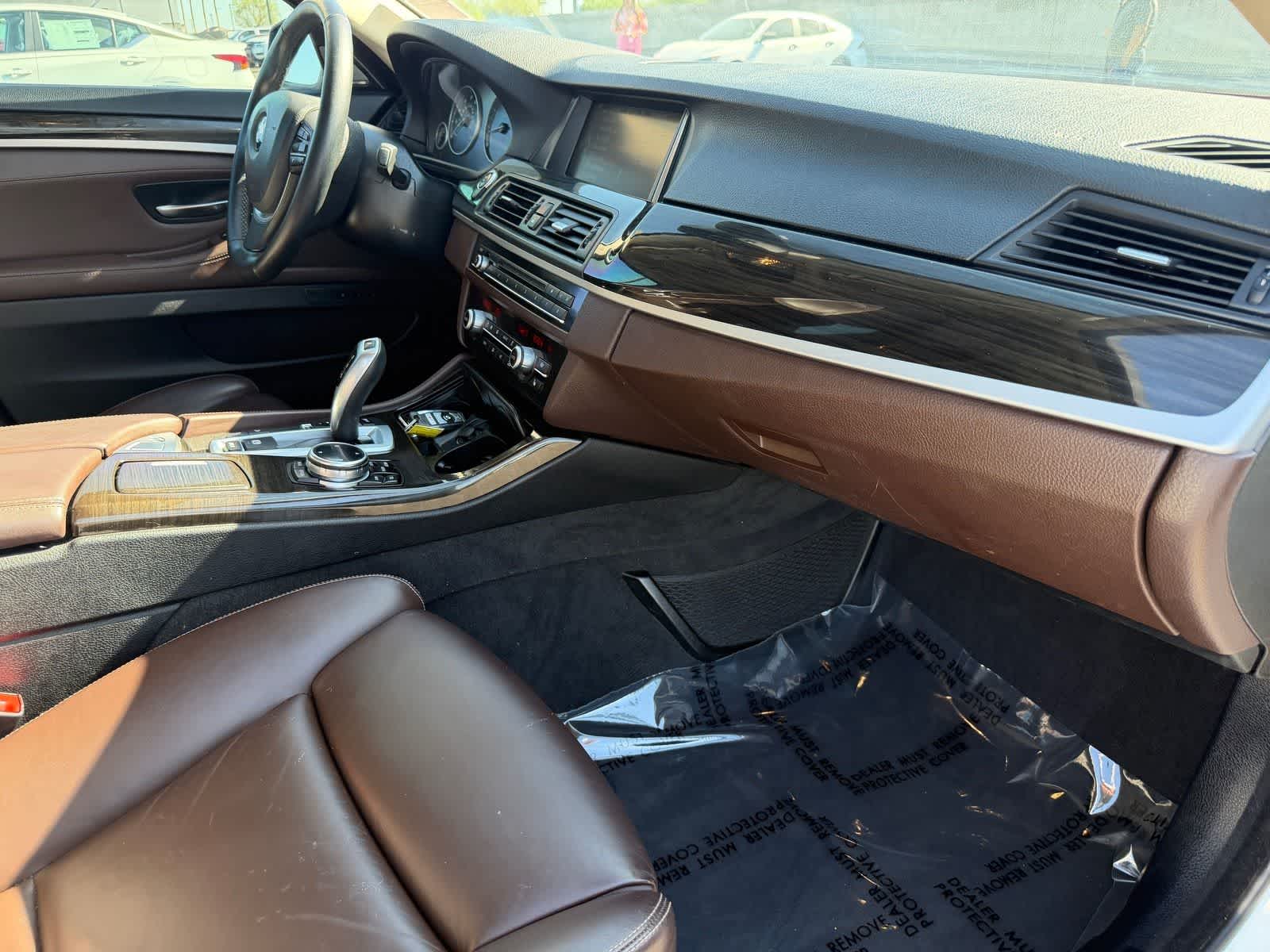 Thumbnail: 2014 BMW 5 Series - 11