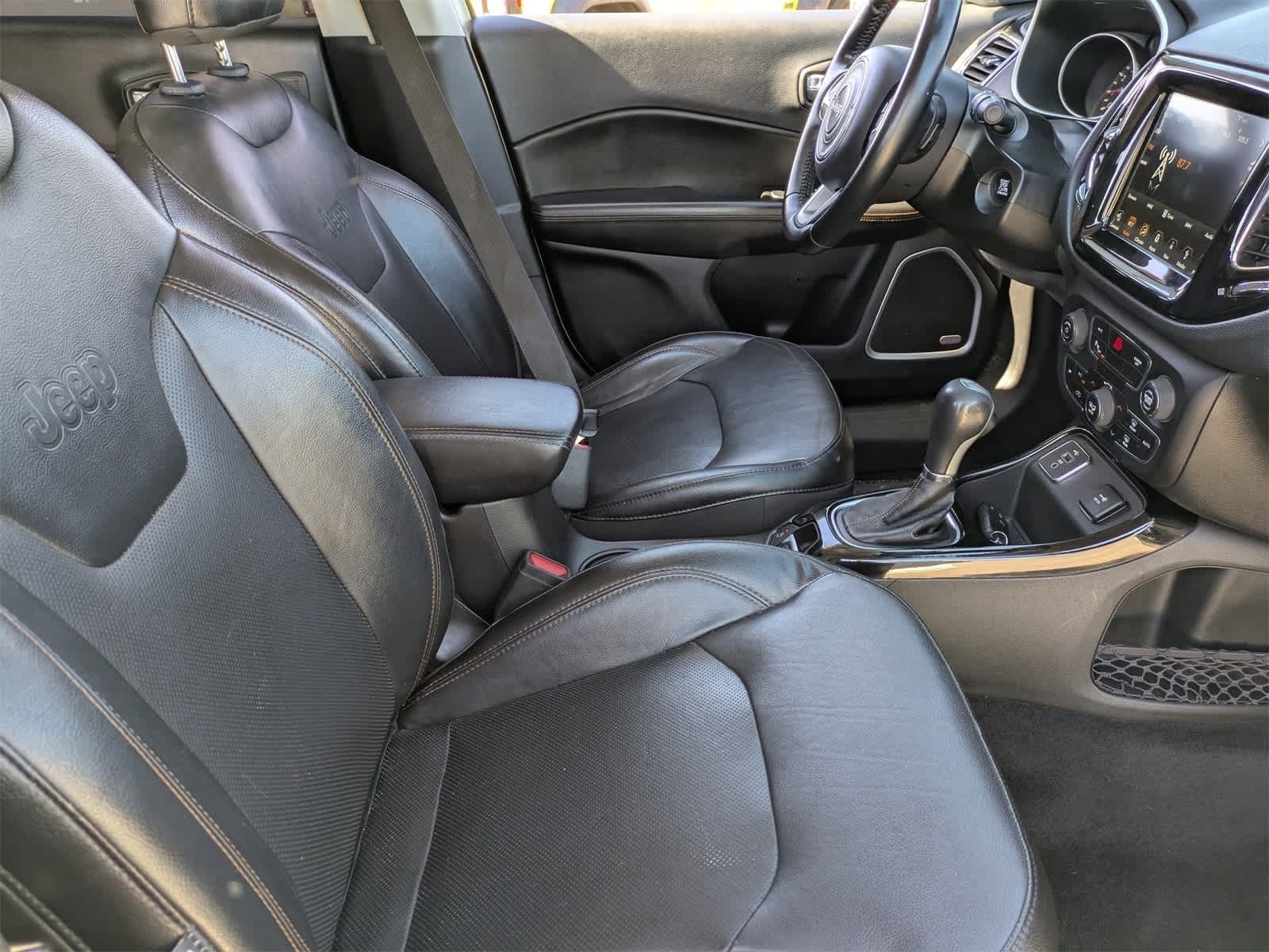 Thumbnail: 2018 Jeep Compass - 13