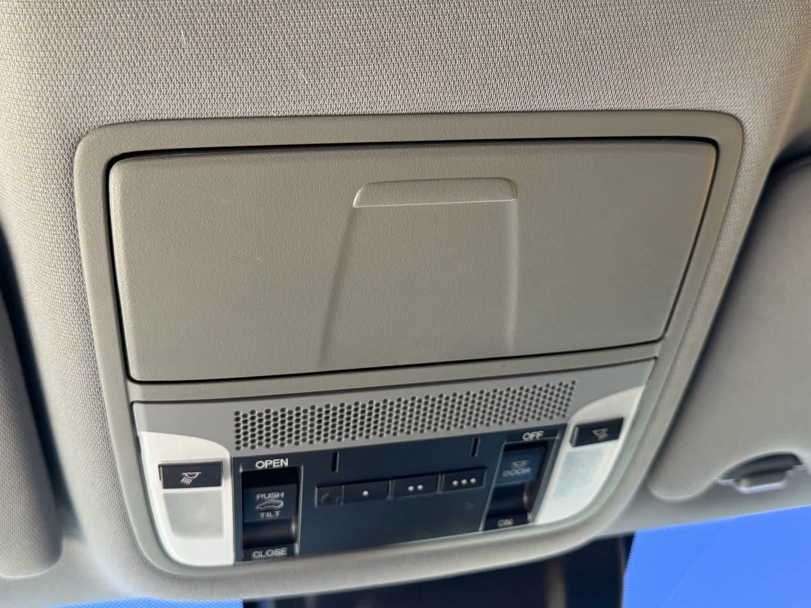 Thumbnail: 2017 Acura MDX - 13