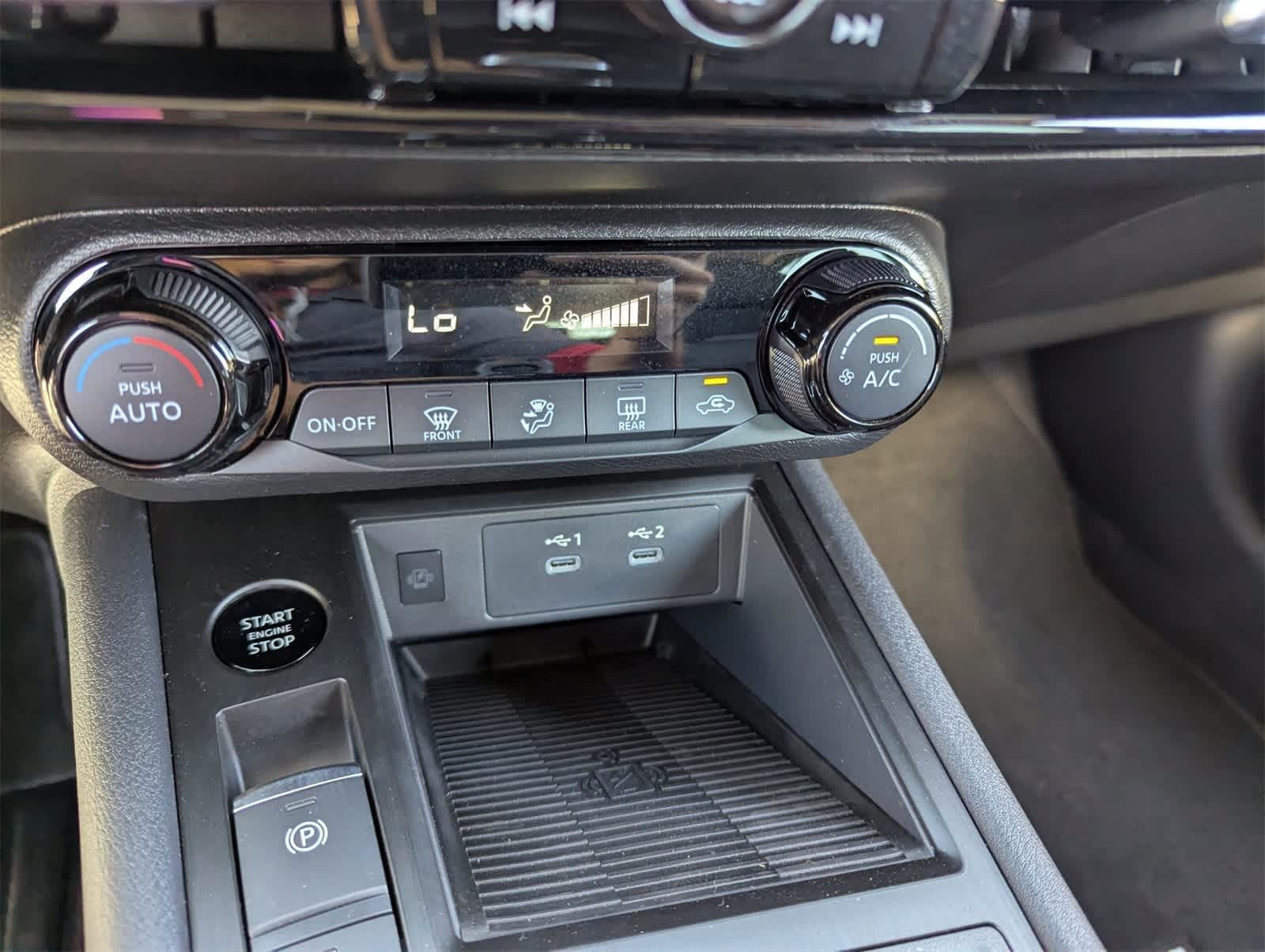 Thumbnail: 2026 Nissan Kicks - 23