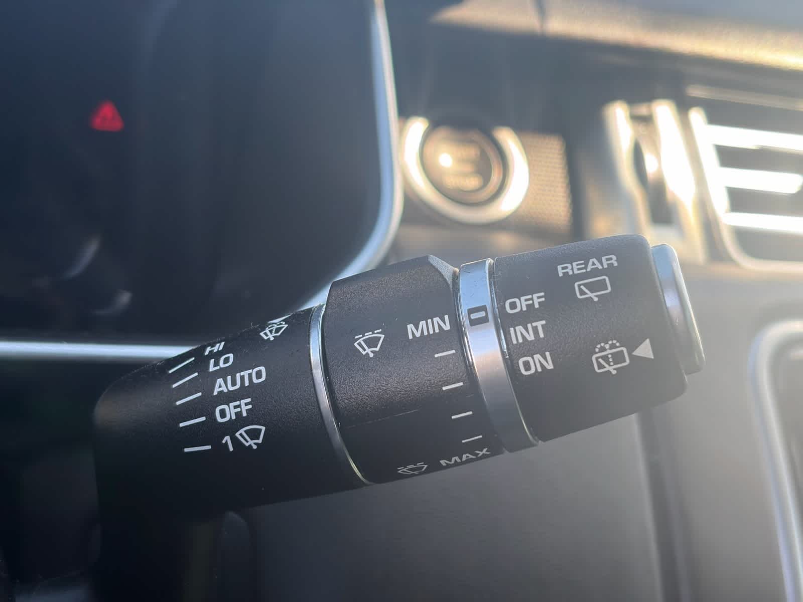 Thumbnail: 2020 Land Rover Range Rover - 13