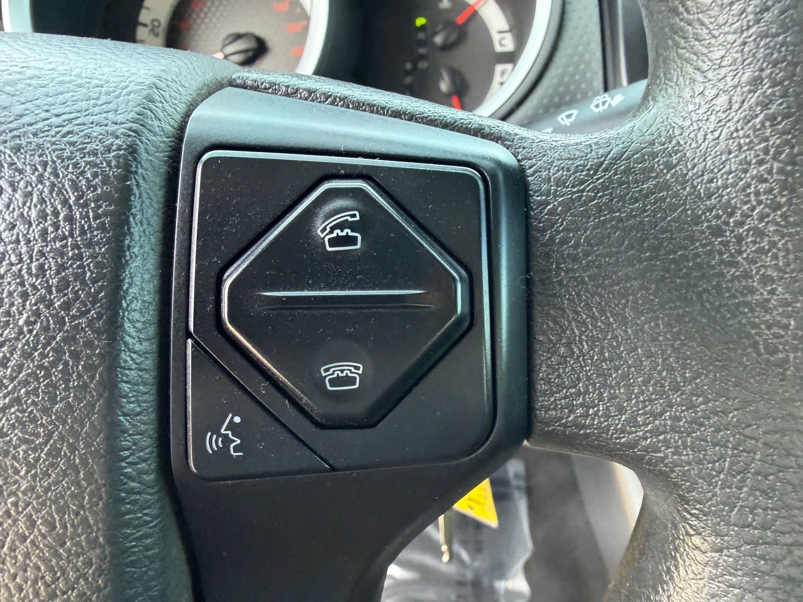 Thumbnail: 2015 Toyota Tacoma - 17