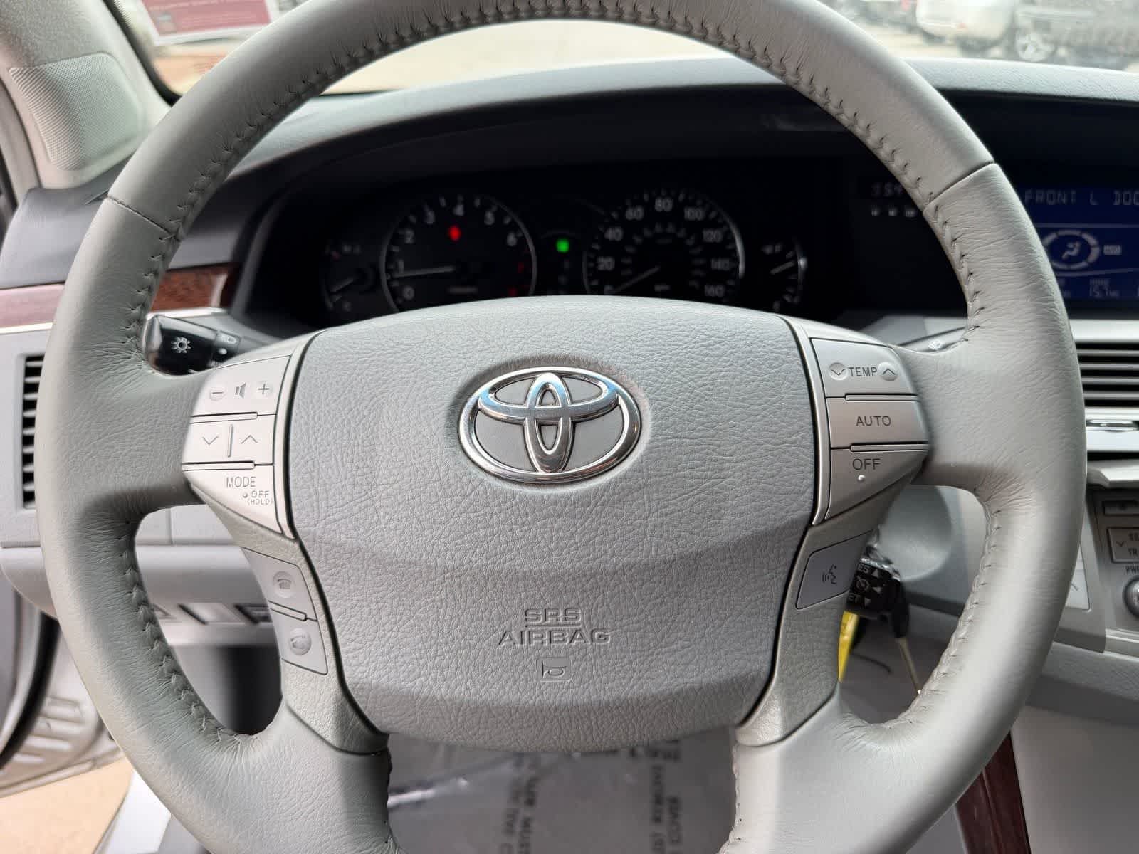 Thumbnail: 2008 Toyota Avalon - 18
