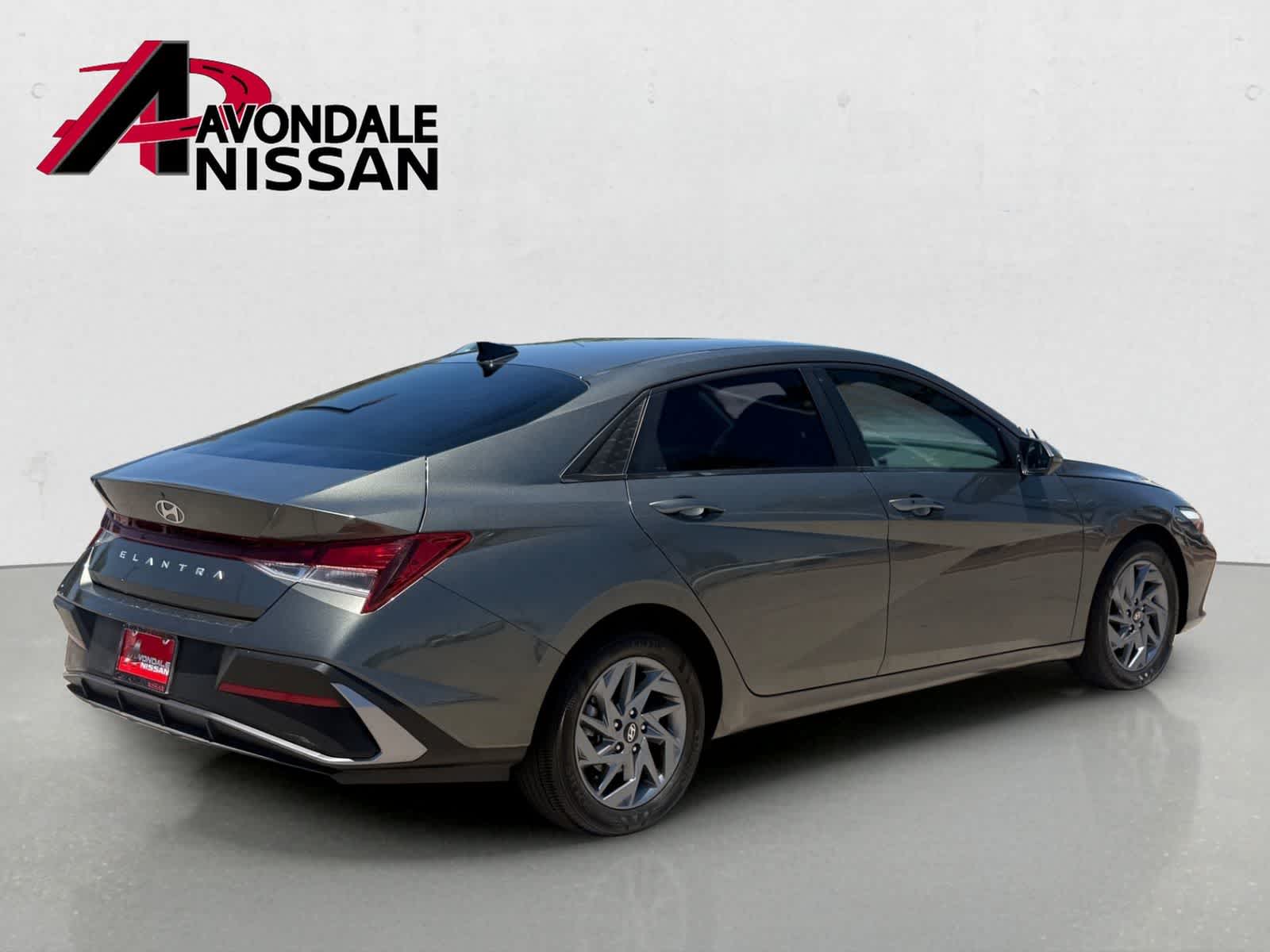 Thumbnail: 2024 Hyundai Elantra - 6