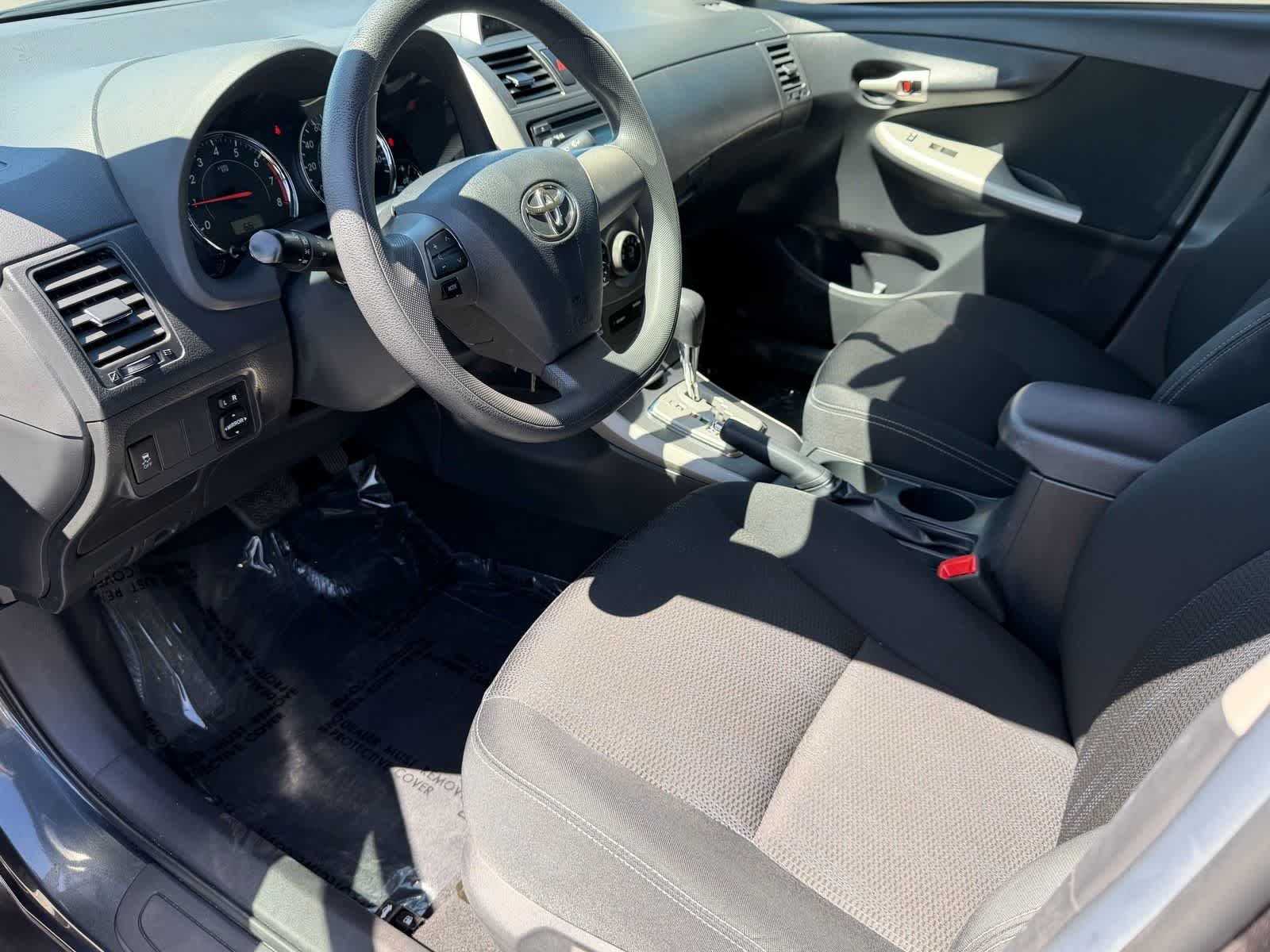 Thumbnail: 2012 Toyota Corolla - 2